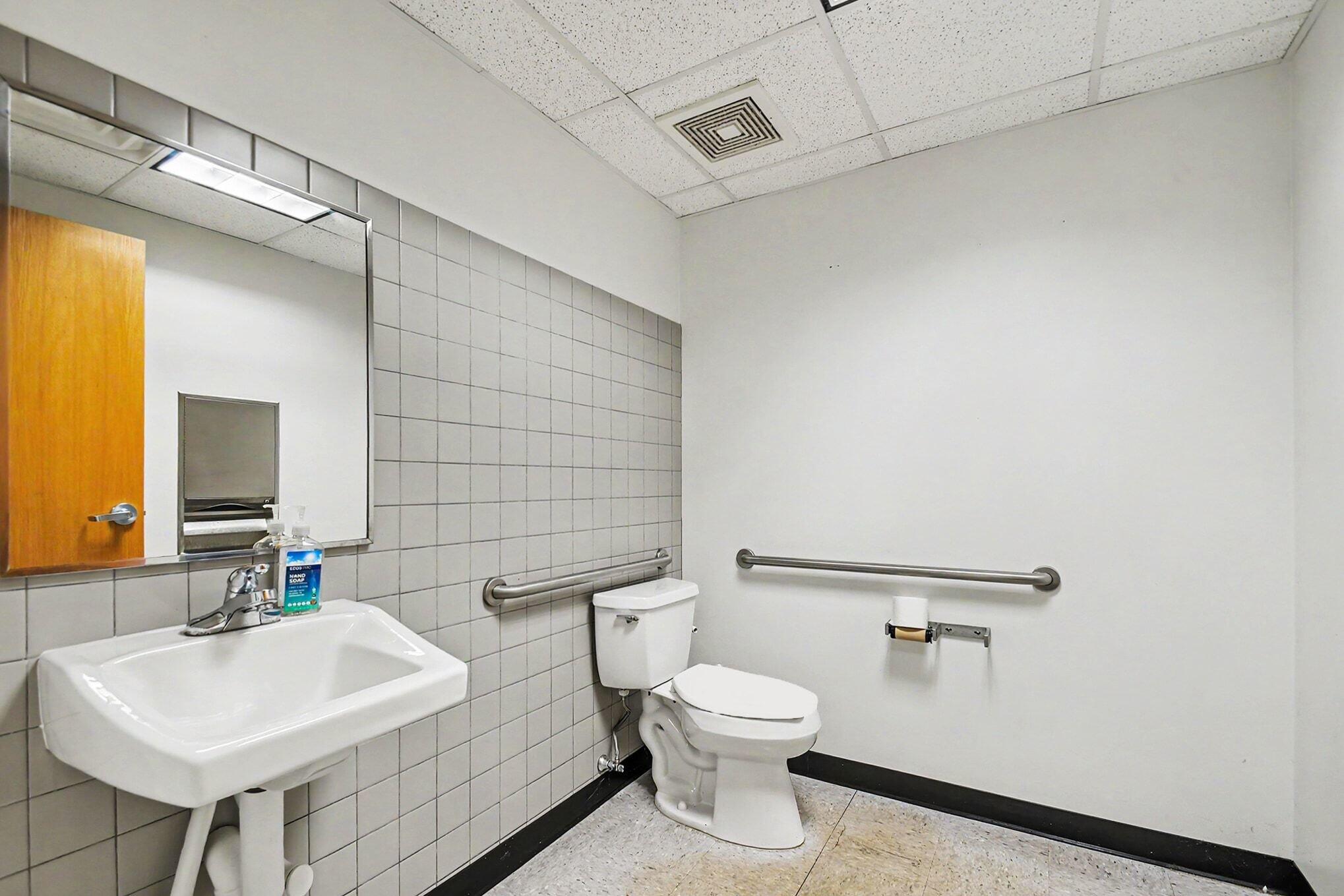 2188 Michigan 139 Benton Harbor MI 49022
