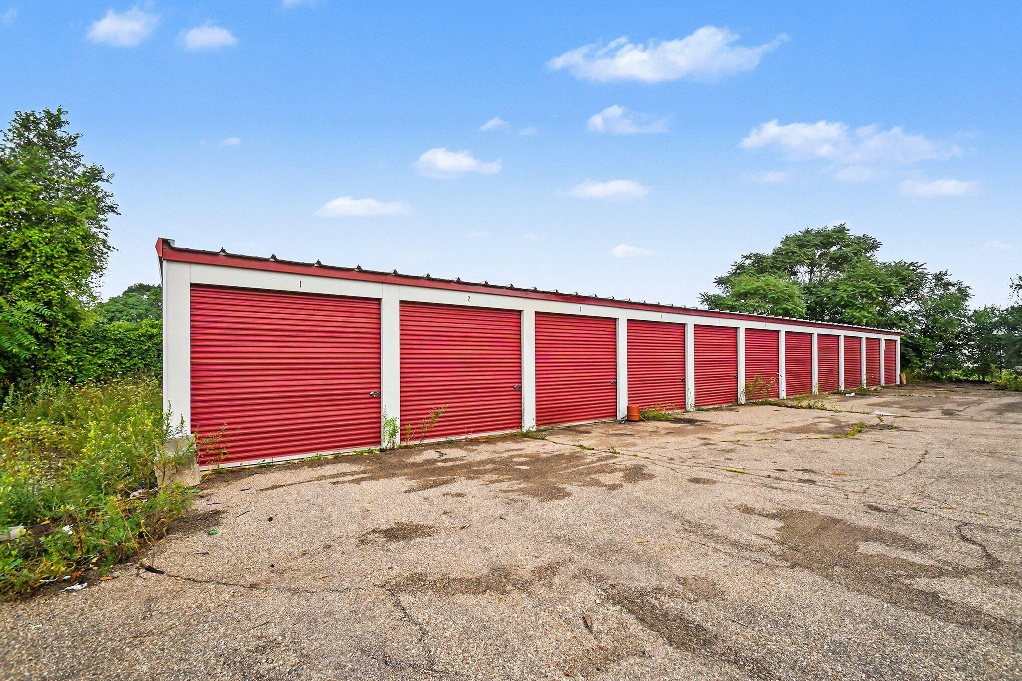 2188 Michigan 139 Benton Harbor MI 49022