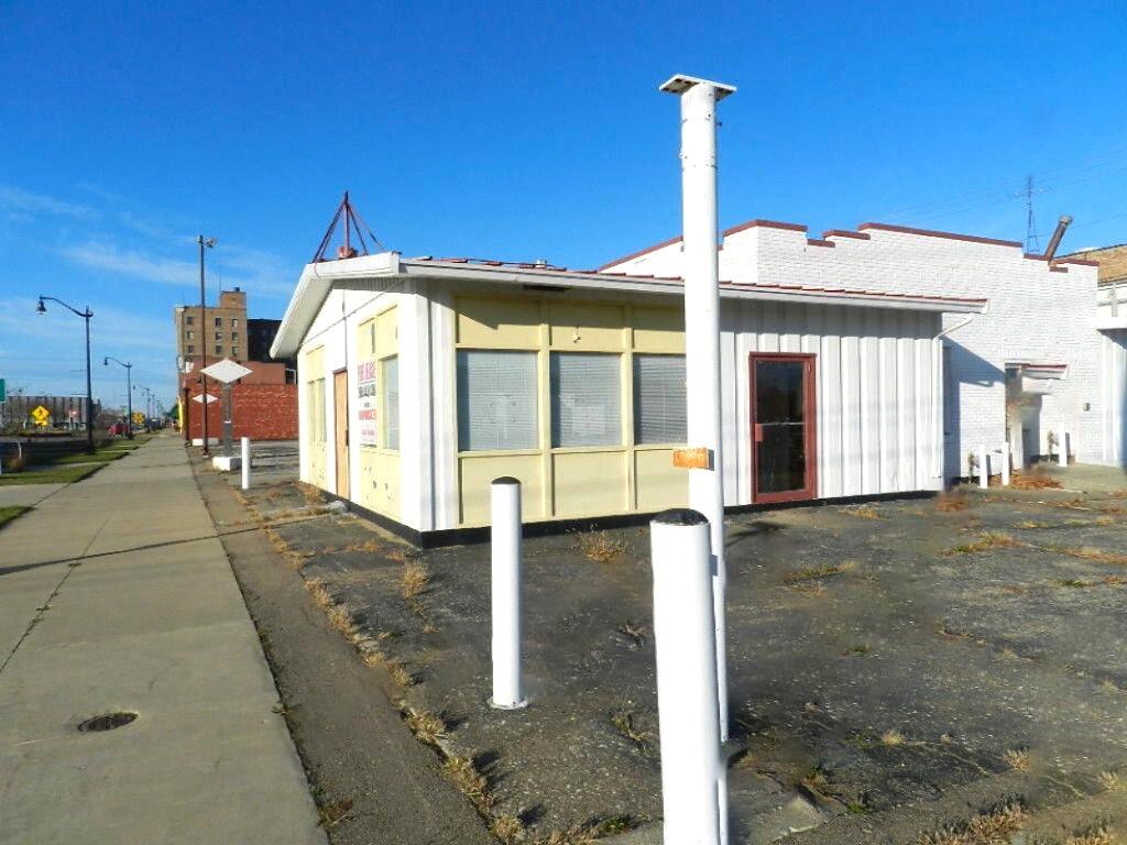 287 E Main Street Benton Harbor MI 49022