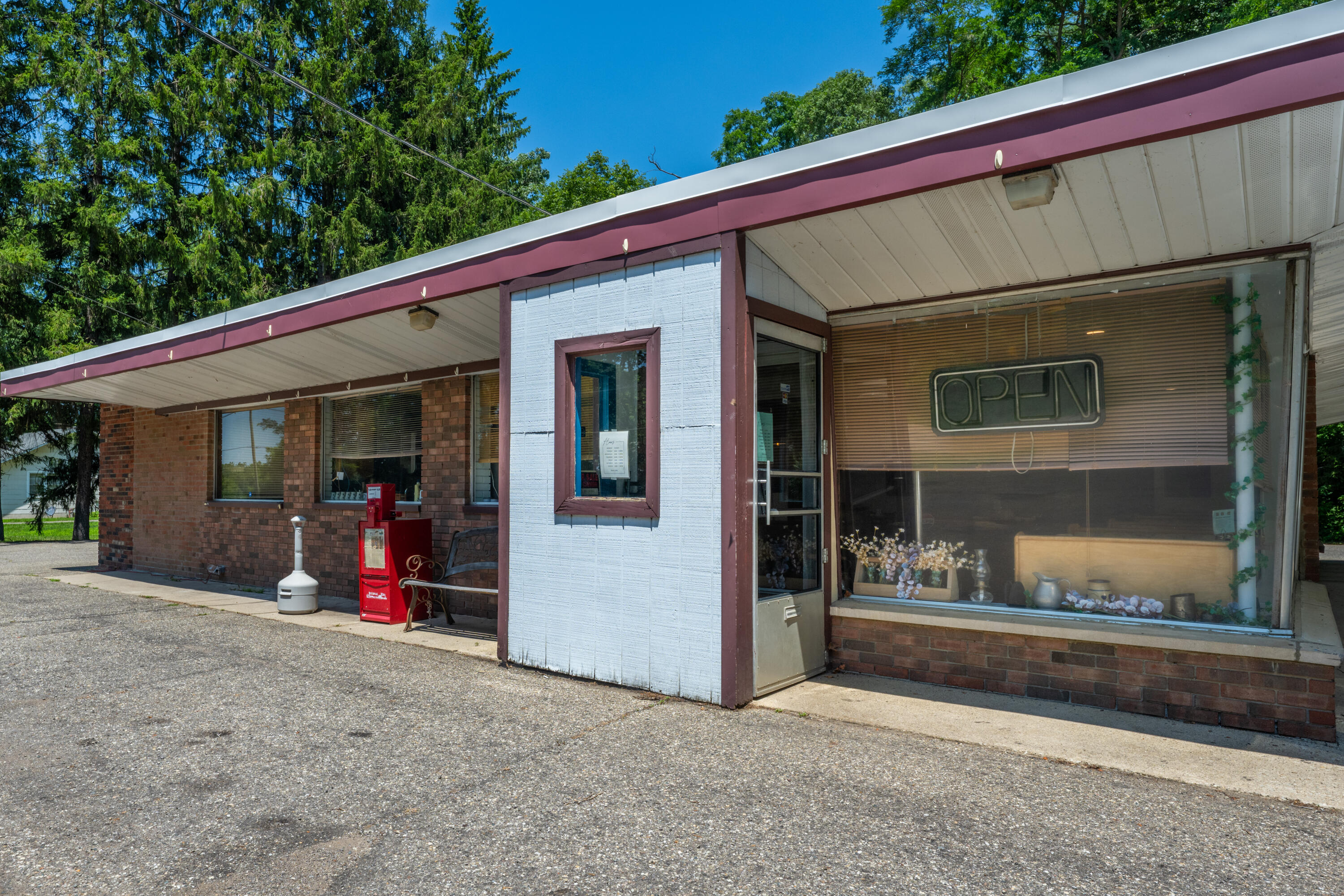 9675 Old Us-31 Berrien Springs MI 49103