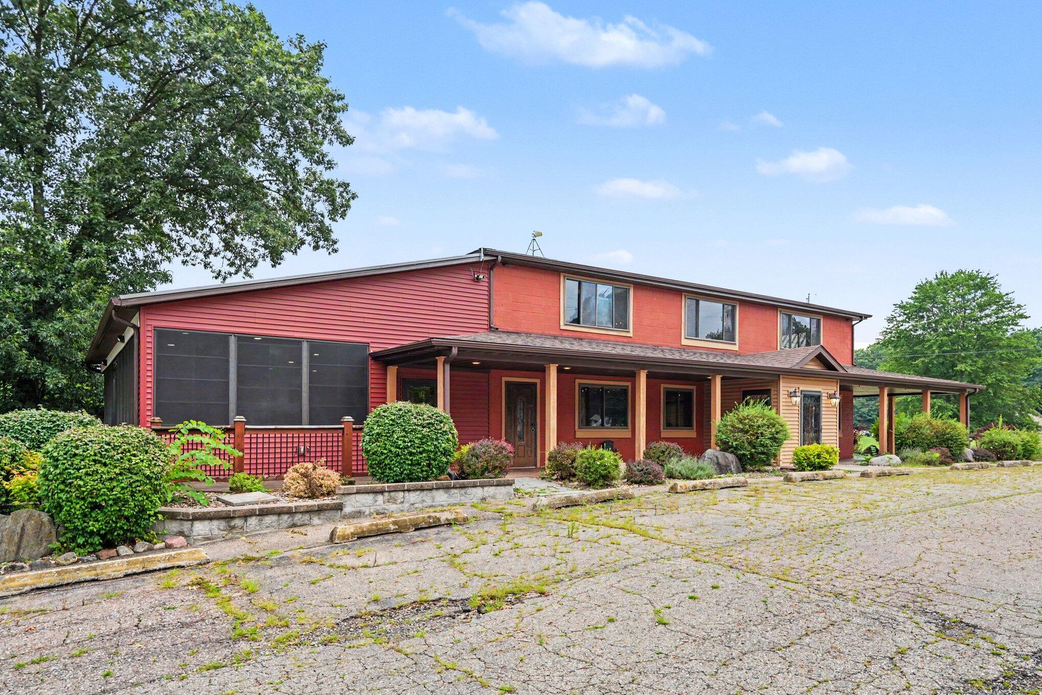 25020 May Street Edwardsburg MI 49112