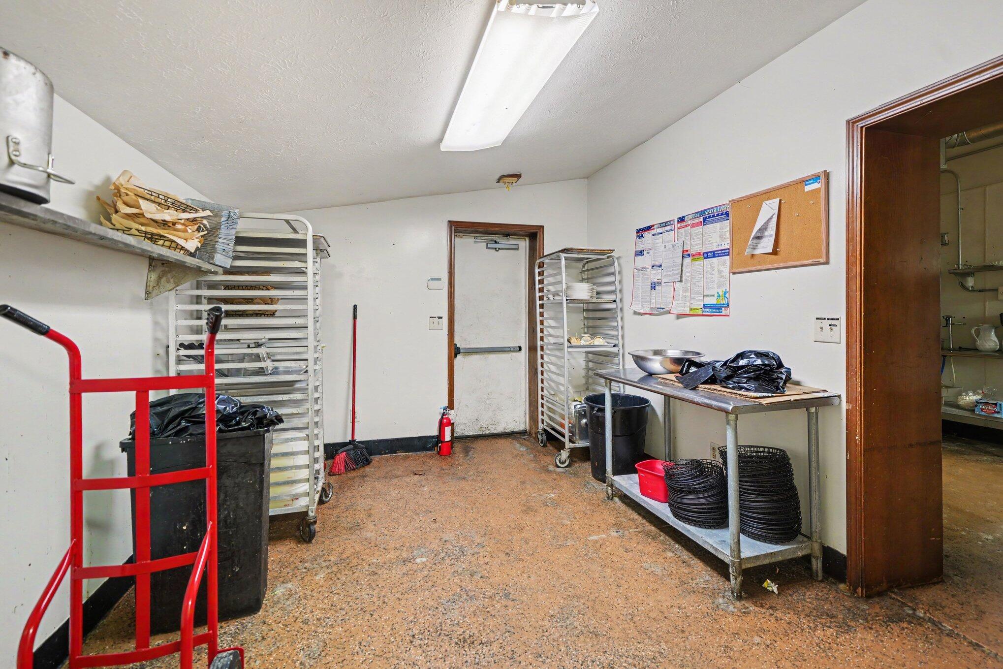 25020 May Street Edwardsburg MI 49112