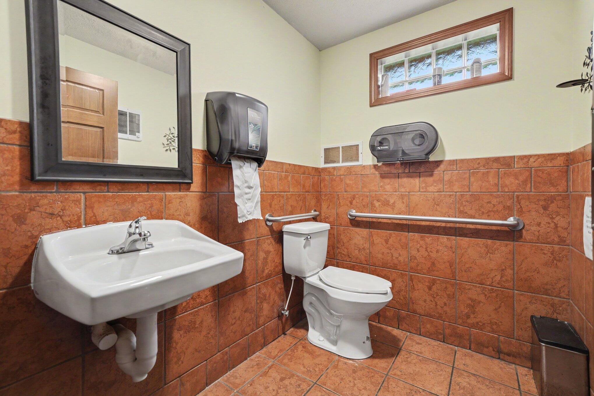 25020 May Street Edwardsburg MI 49112