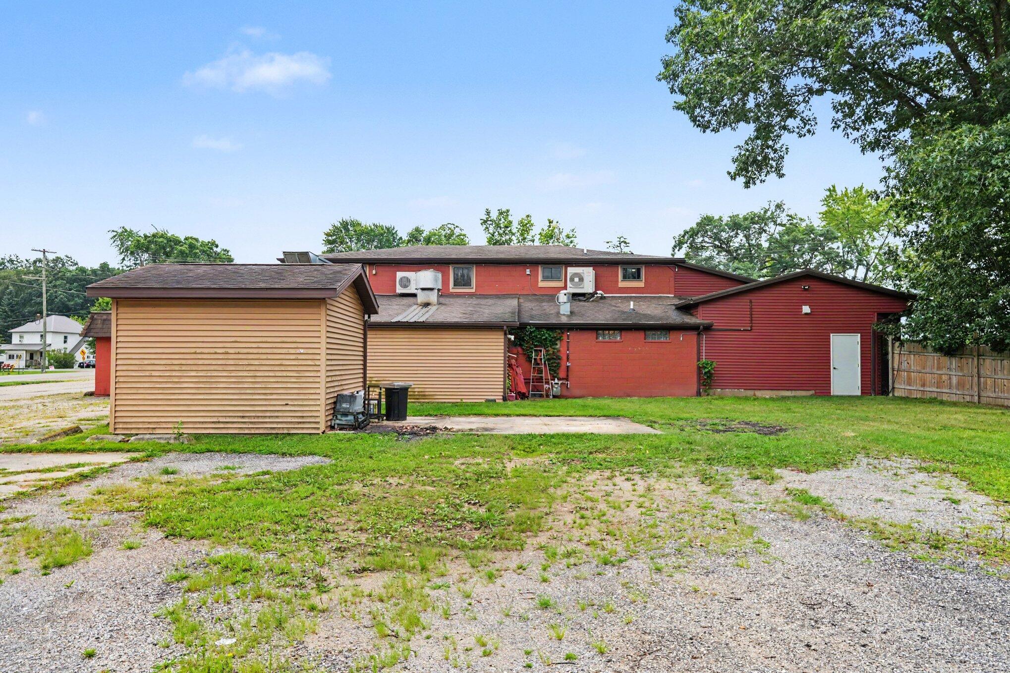 25020 May Street Edwardsburg MI 49112