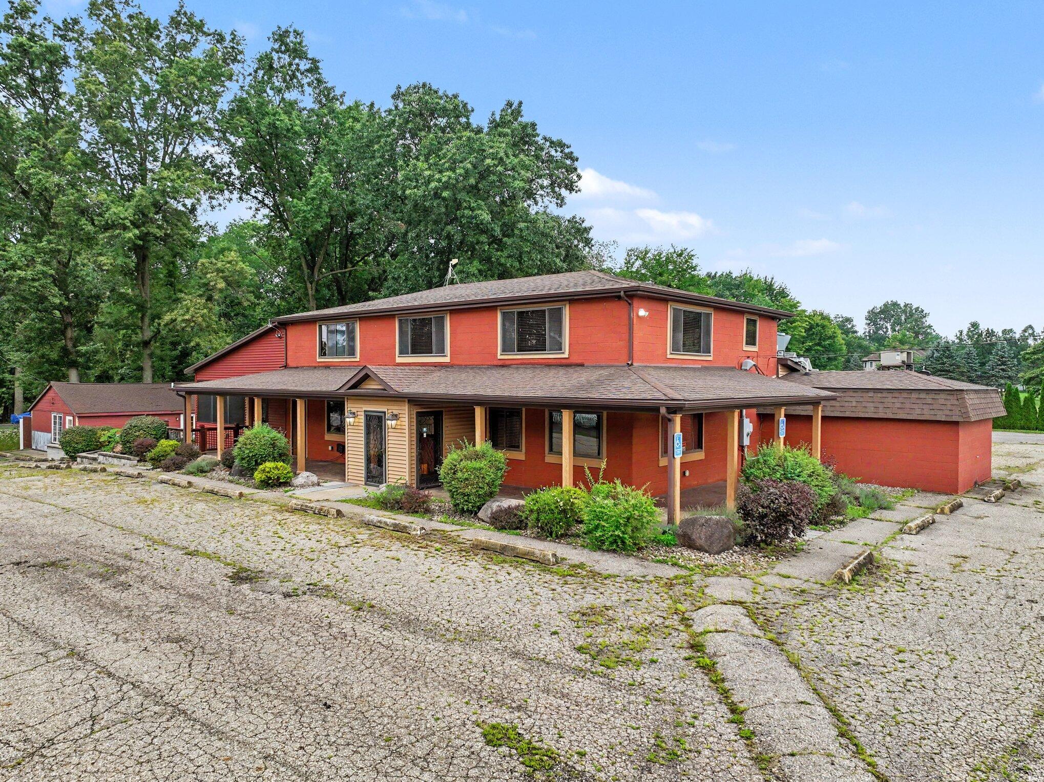 25020 May Street Edwardsburg MI 49112
