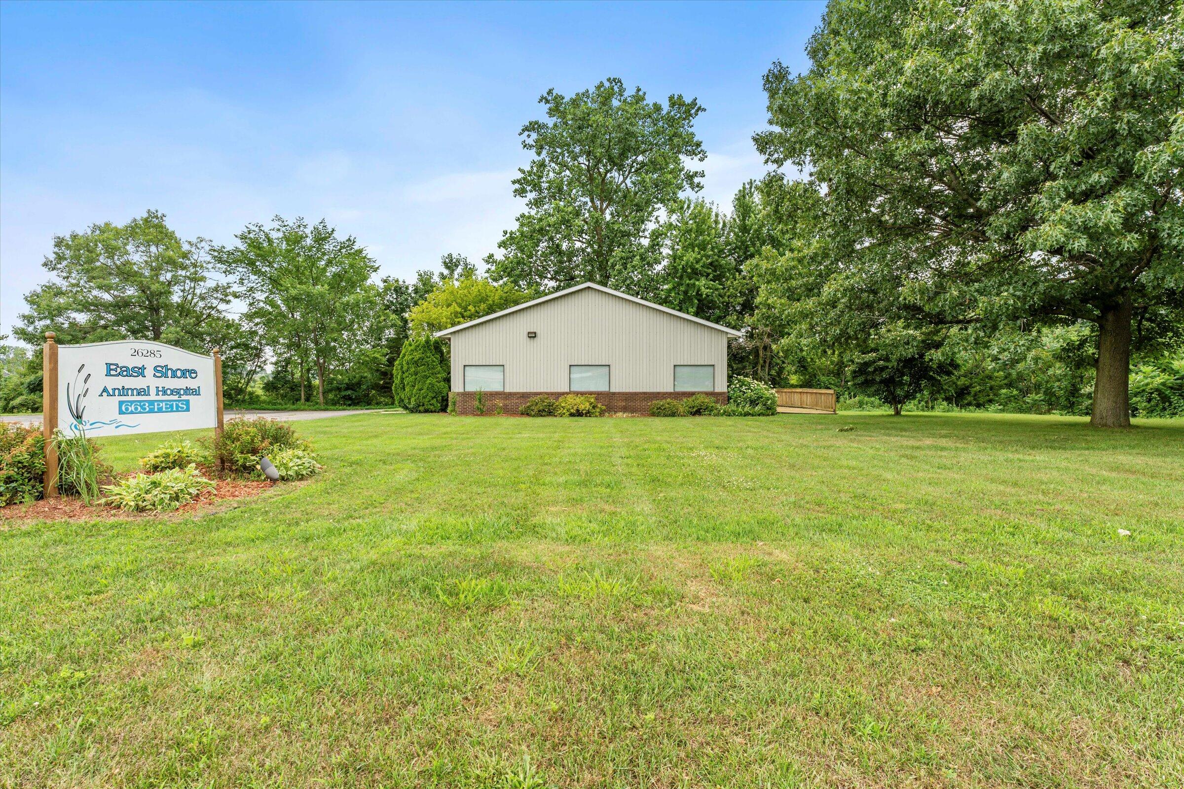 26285 East Shore Drive Edwardsburg MI 49112