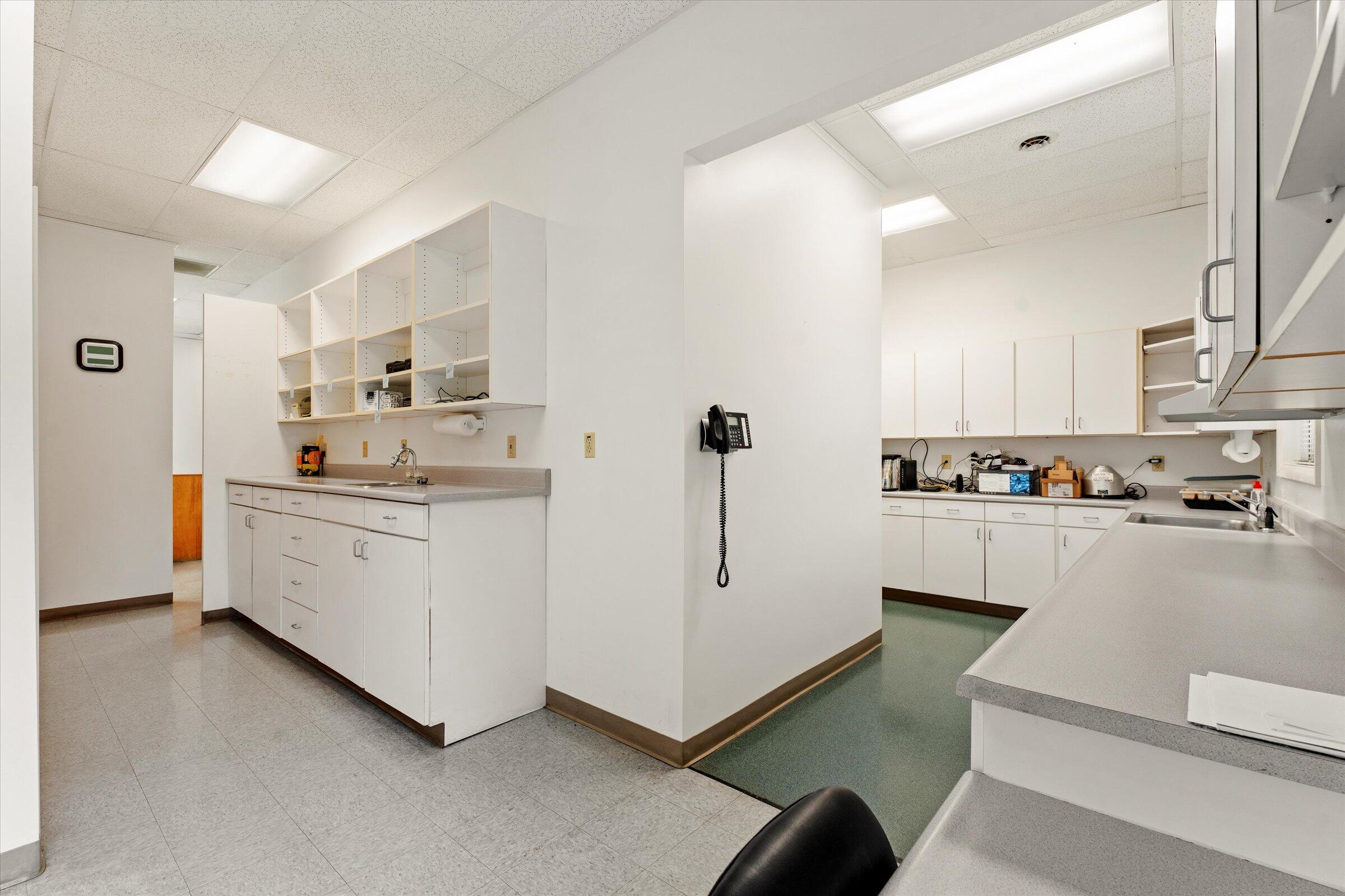 26285 East Shore Drive Edwardsburg MI 49112