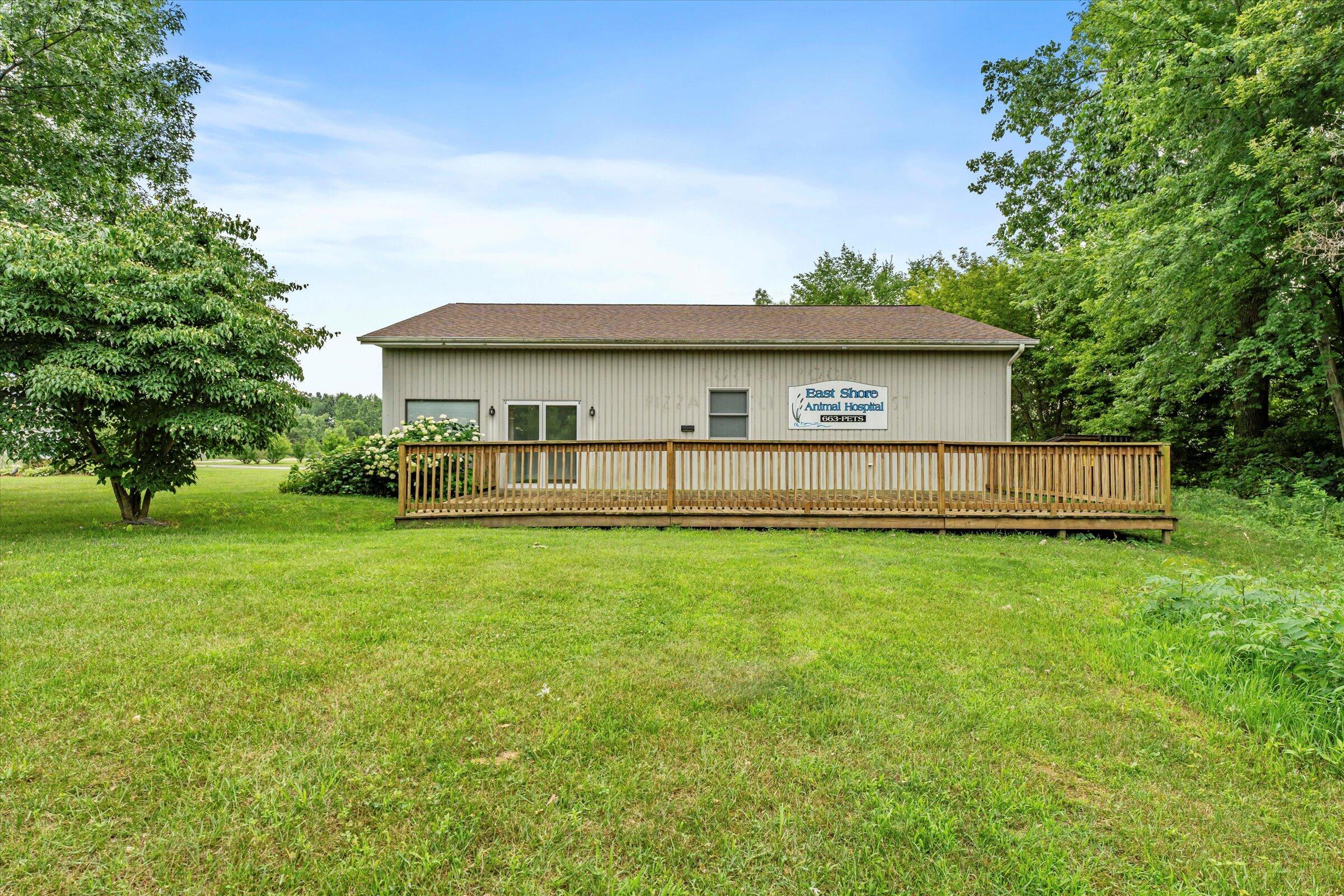 26285 East Shore Drive Edwardsburg MI 49112