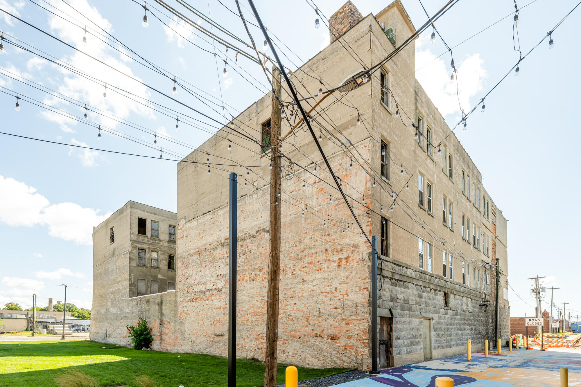 93 W Wall Street Benton Harbor MI 49022