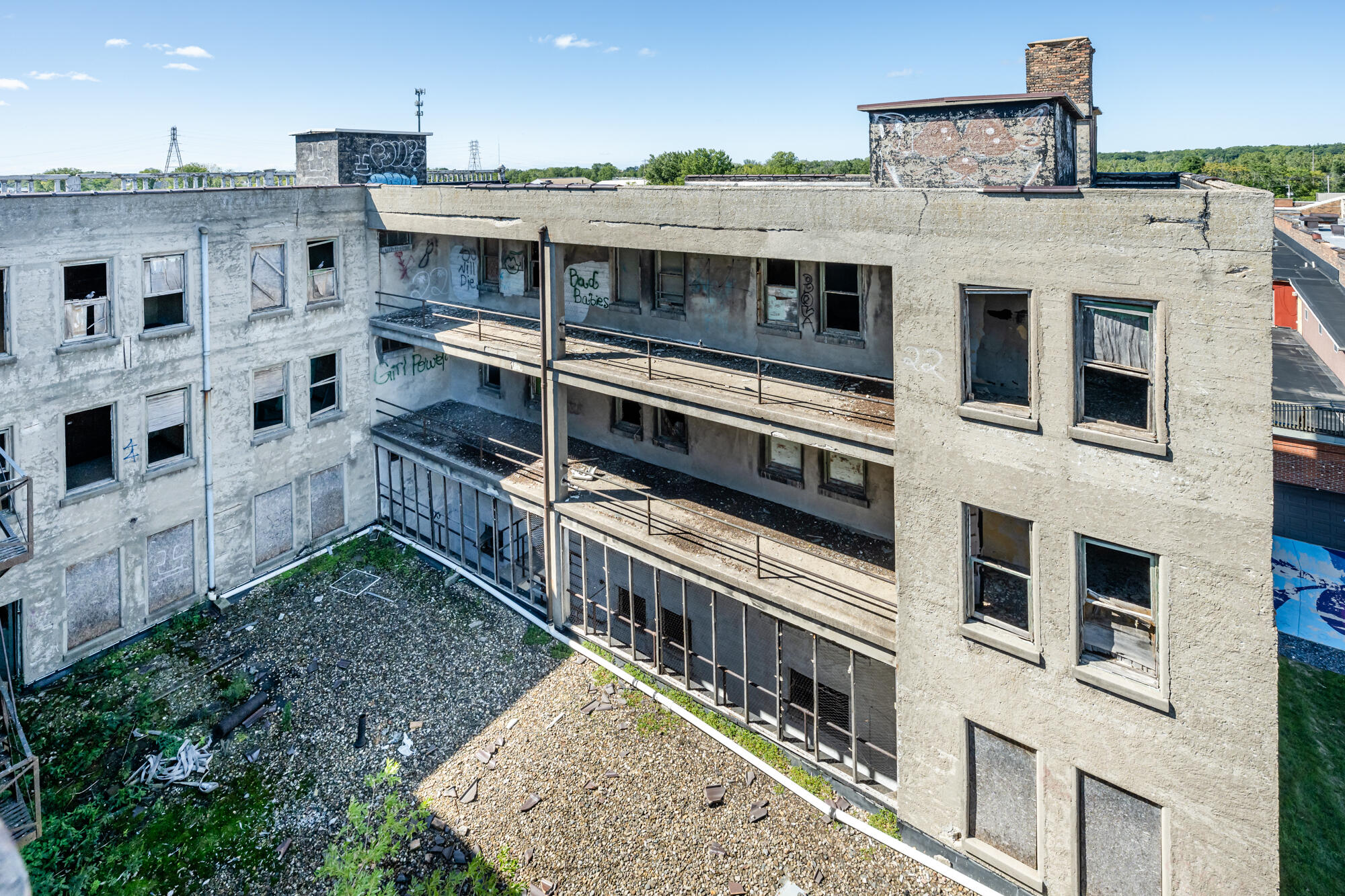 93 W Wall Street Benton Harbor MI 49022