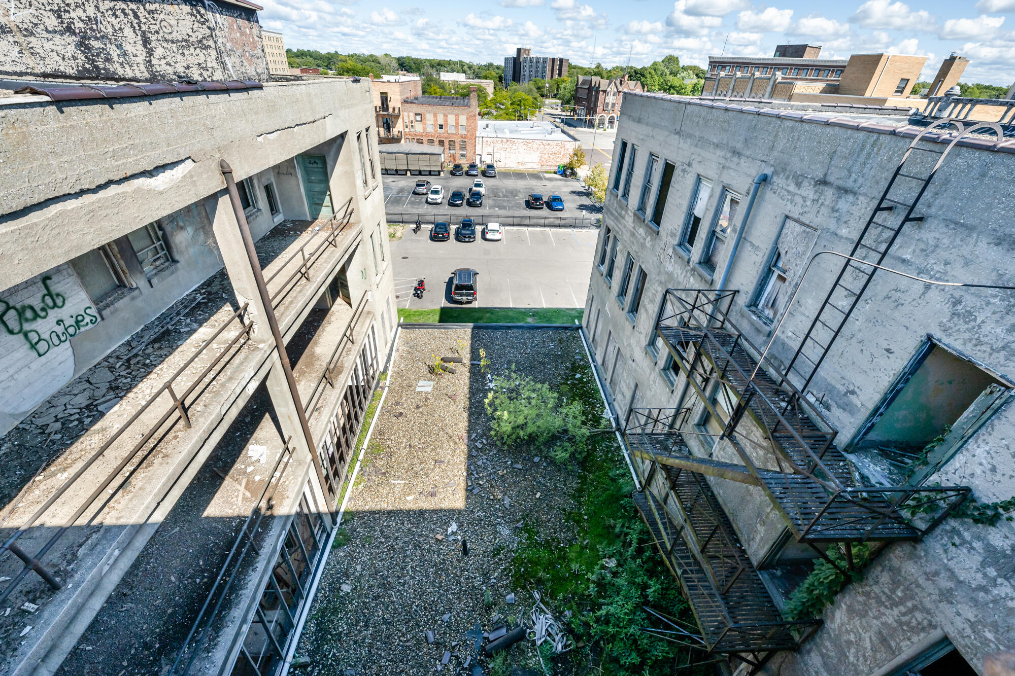 93 W Wall Street Benton Harbor MI 49022
