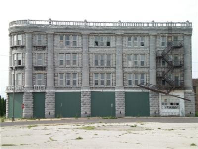93 W Wall Street Benton Harbor MI 49022