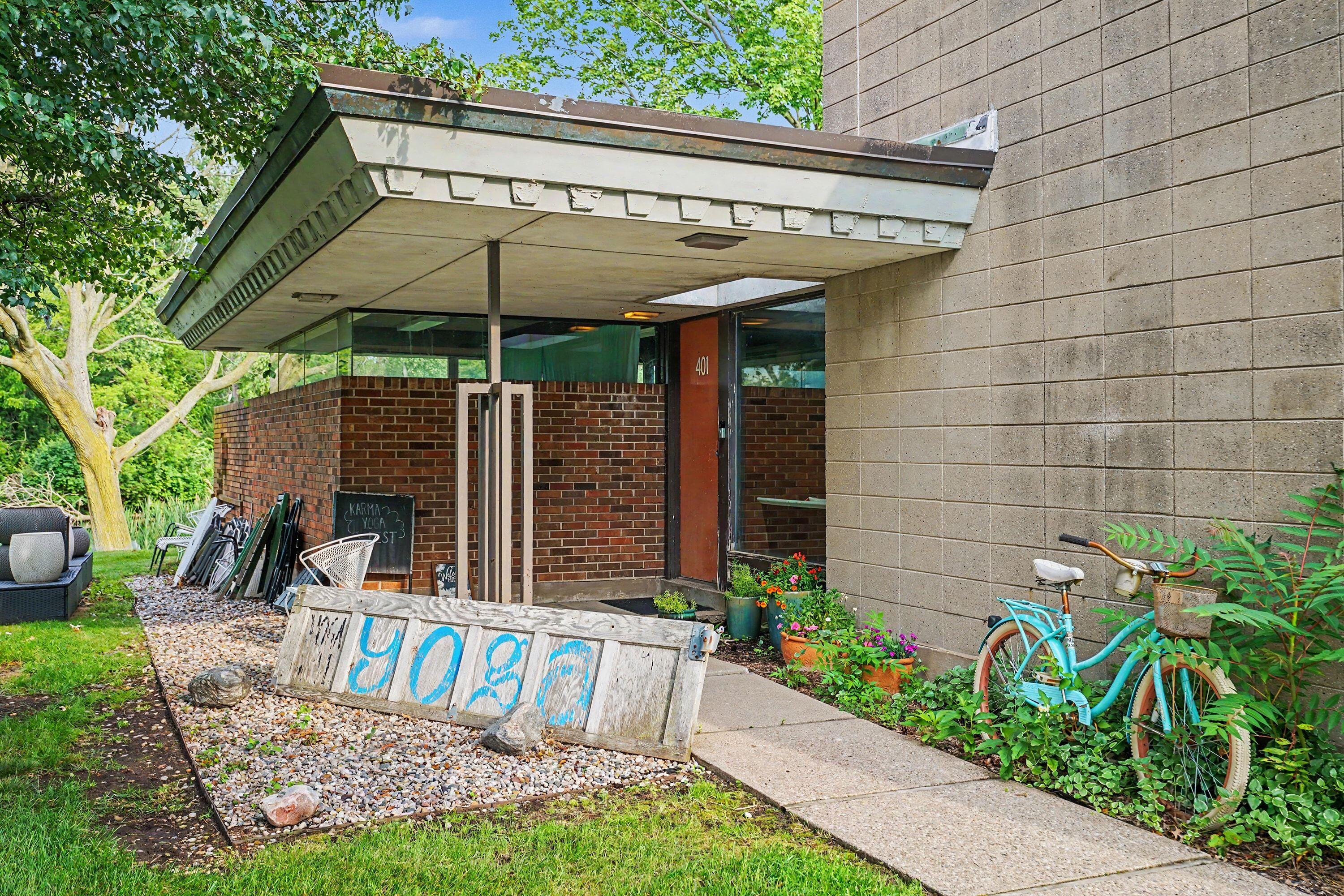 401 Klock Road Benton Harbor MI 49022