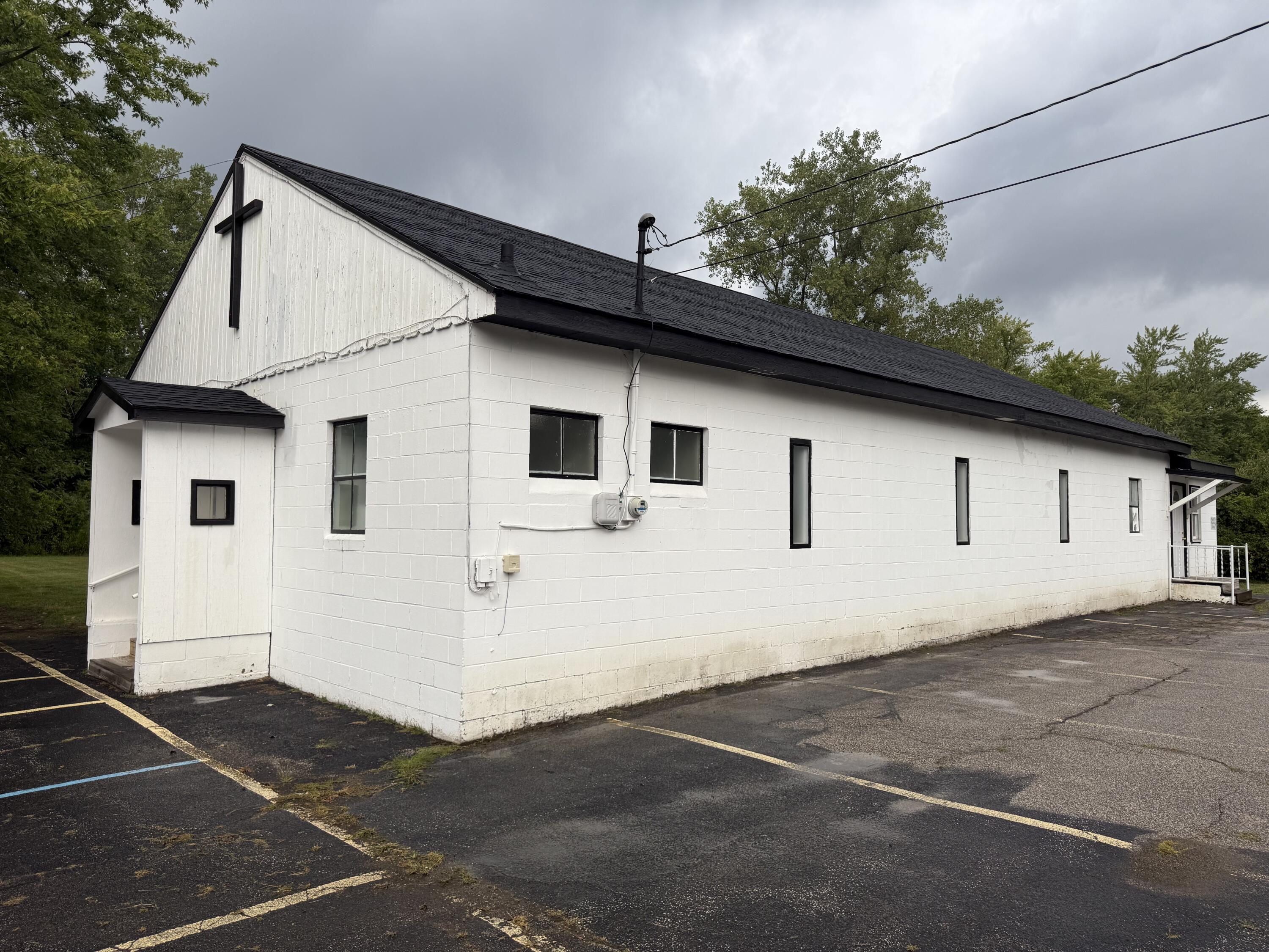 1997 Eastland Avenue Benton Harbor MI 49022