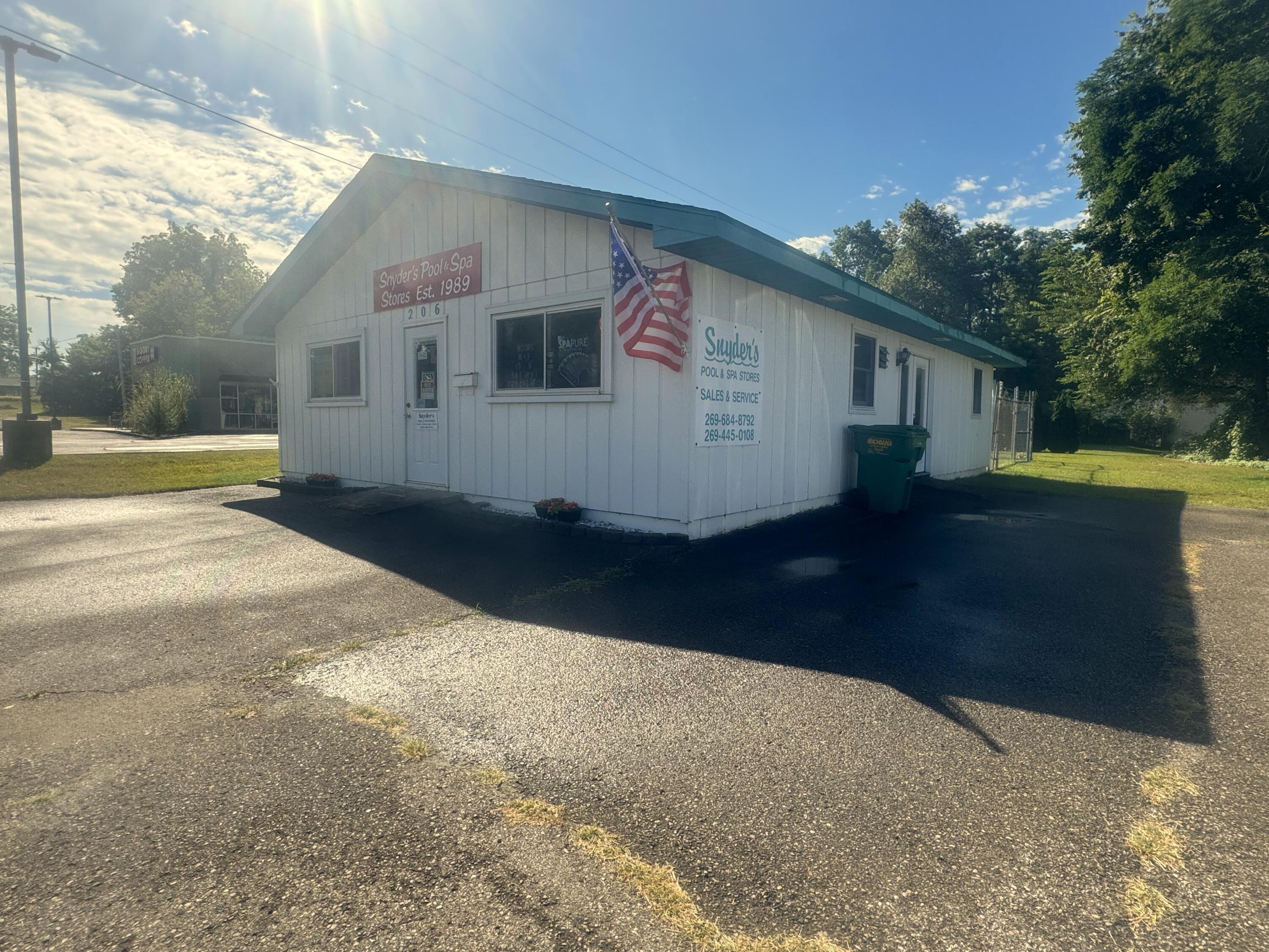 206 E State Street Cassopolis MI 49031