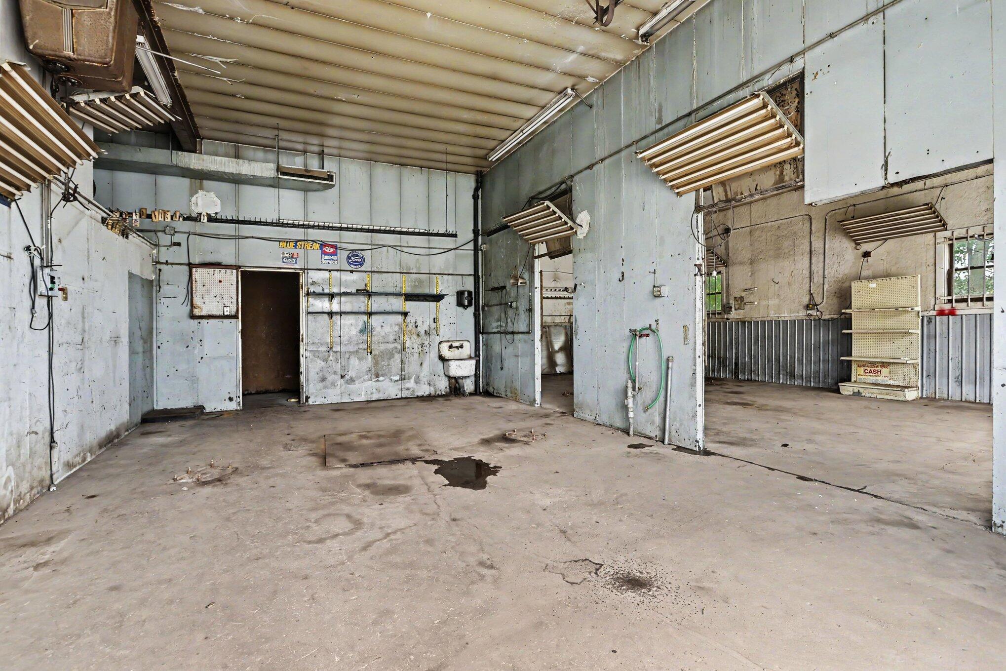2861 M-139 Benton Harbor MI 49022