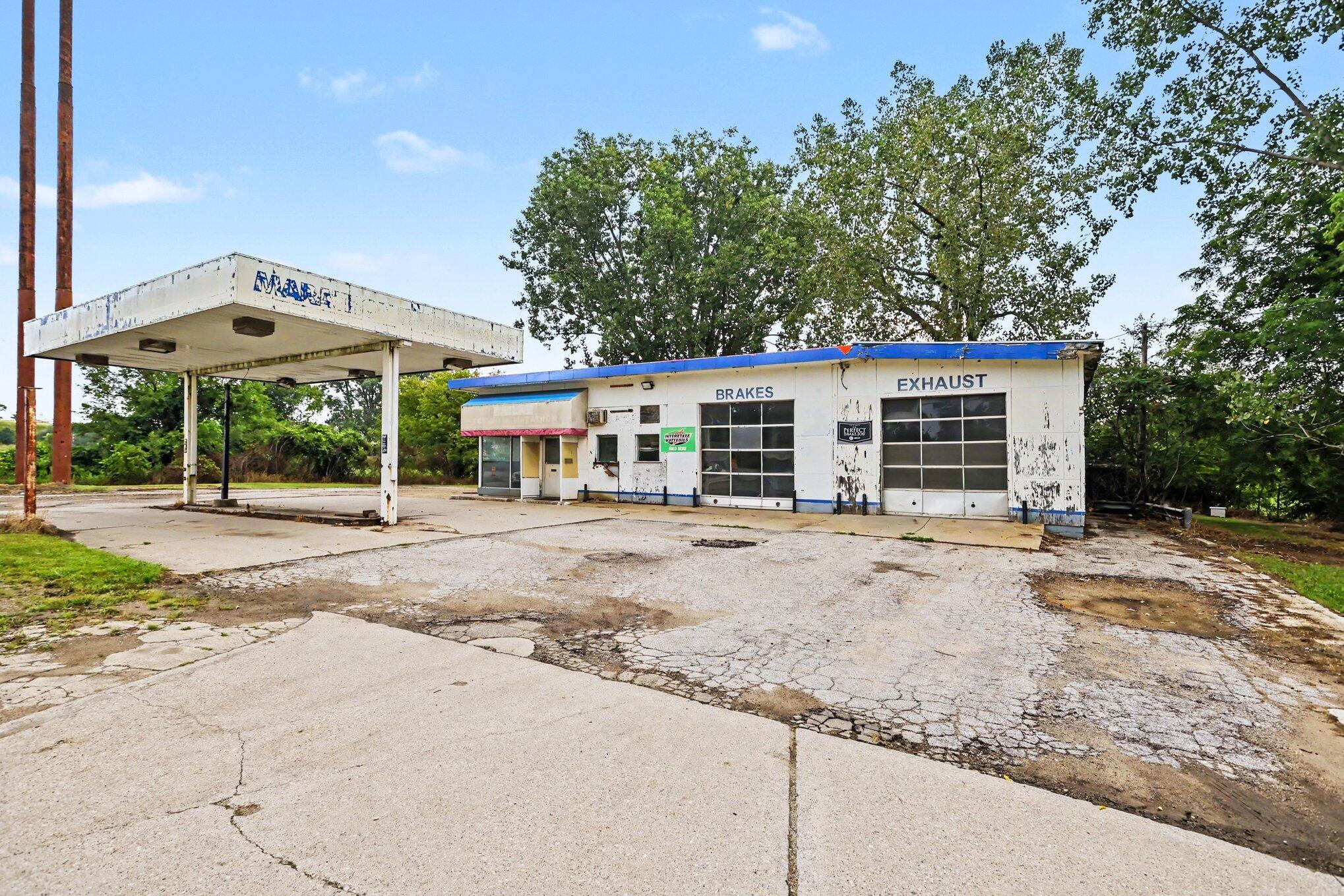 2861 M-139 Benton Harbor MI 49022