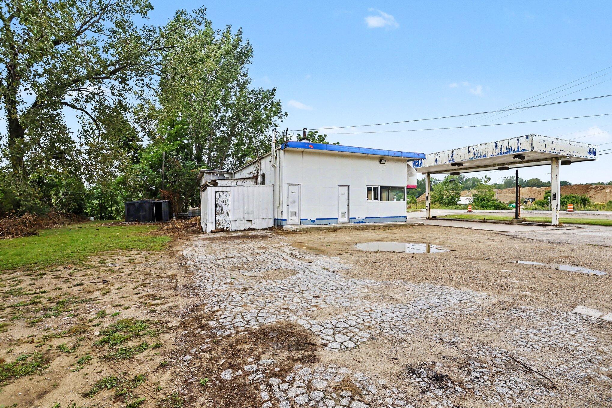 2861 M-139 Benton Harbor MI 49022
