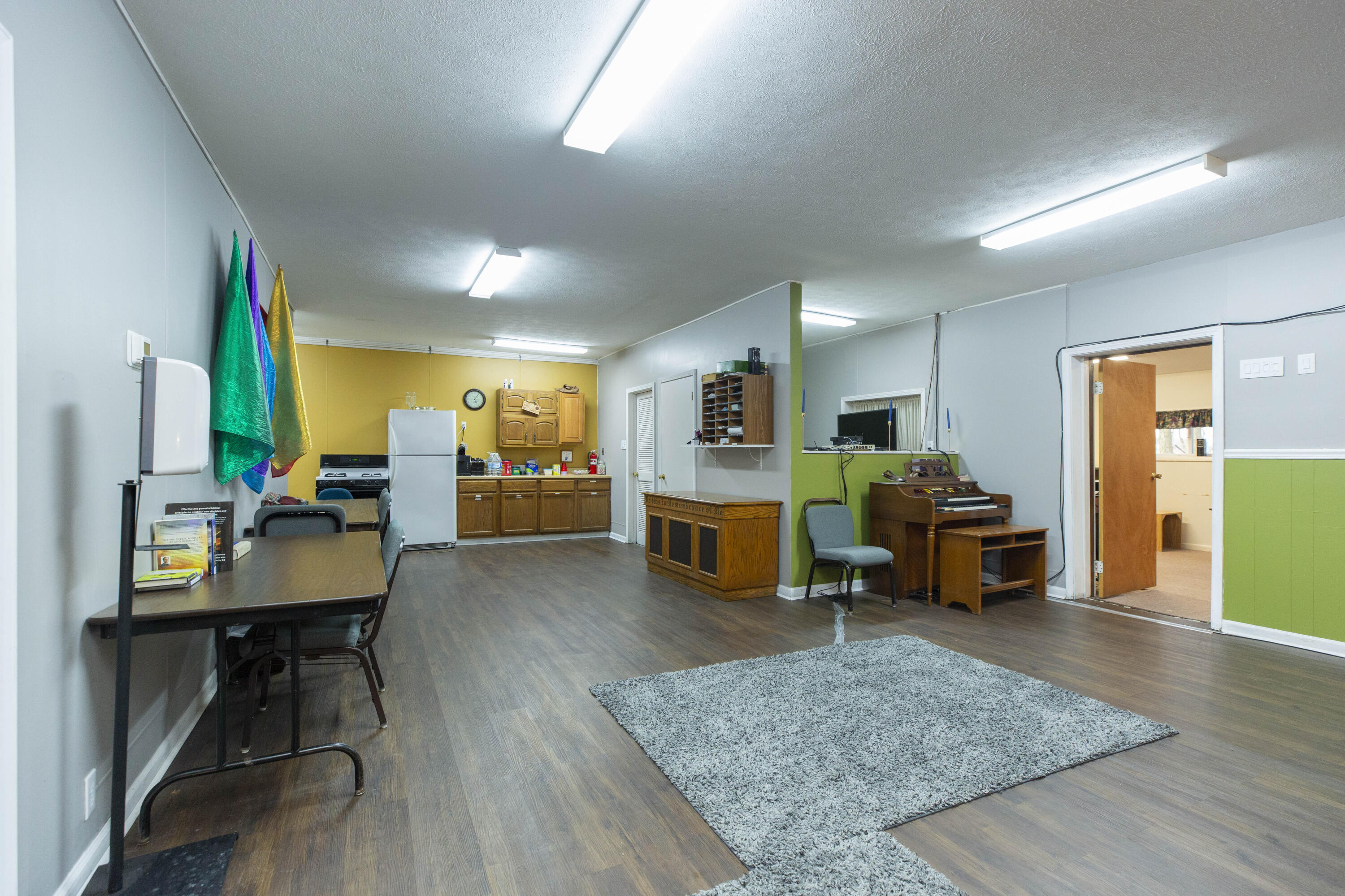 64016 M 62 Cassopolis MI 49031