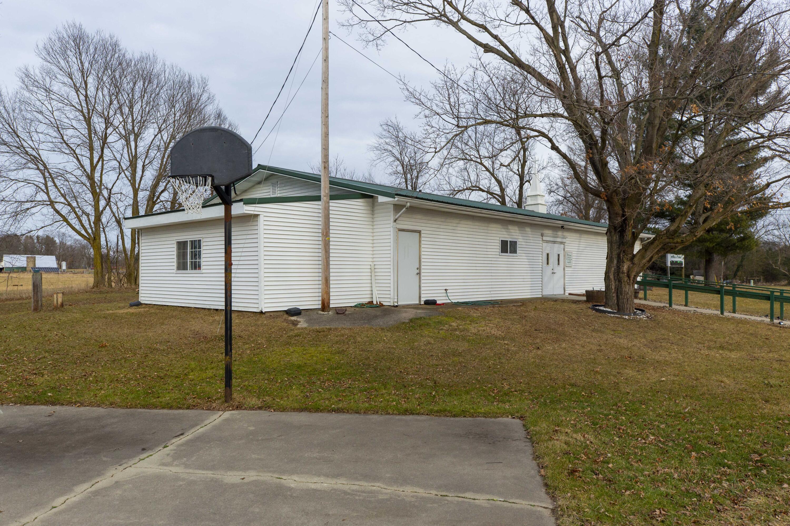 64016 M 62 Cassopolis MI 49031