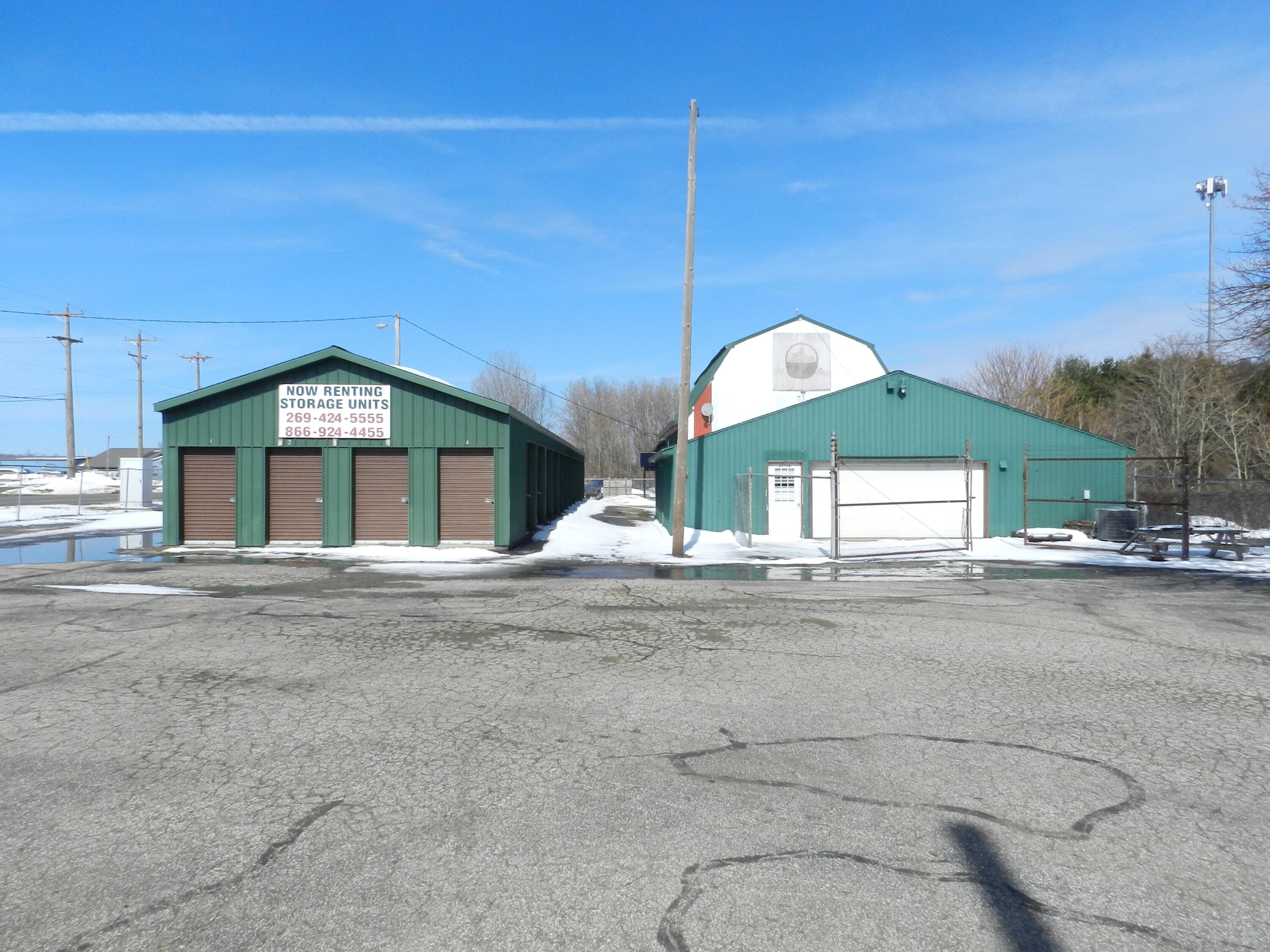 67734 M-152 Dowagiac MI 49047