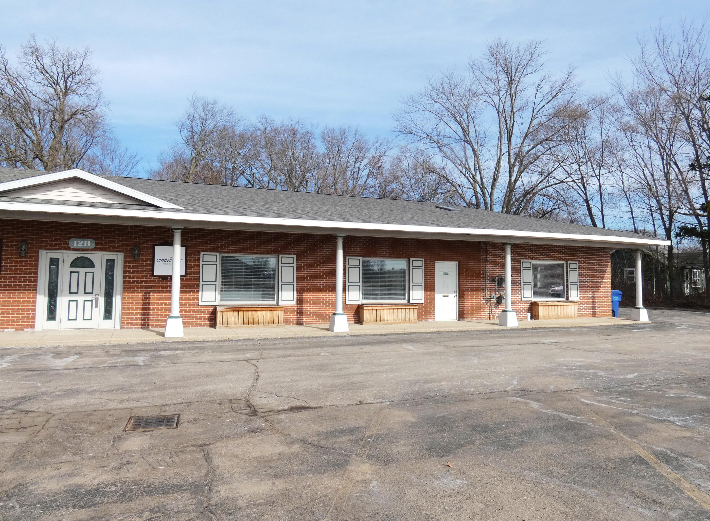 1211 E Napier Avenue Benton Harbor MI 49022