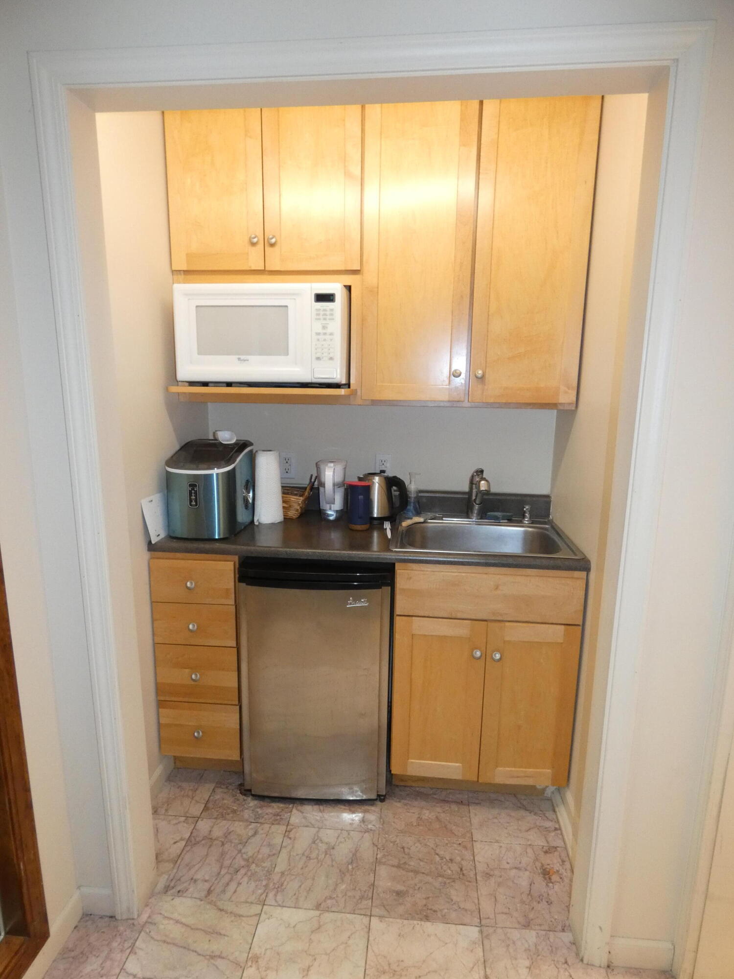 1211 E Napier Avenue Benton Harbor MI 49022