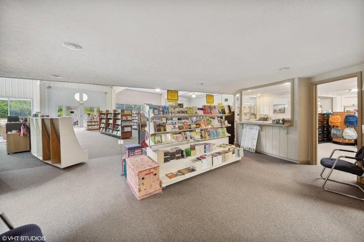 15437 Red Bud Trail N Buchanan MI 49107