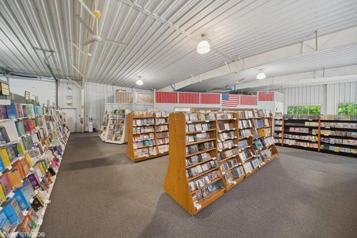 15437 Red Bud Trail N Buchanan MI 49107
