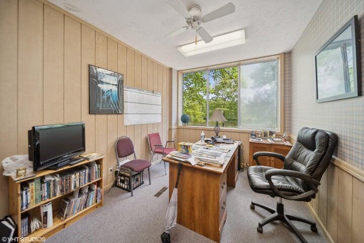 15437 Red Bud Trail N Buchanan MI 49107