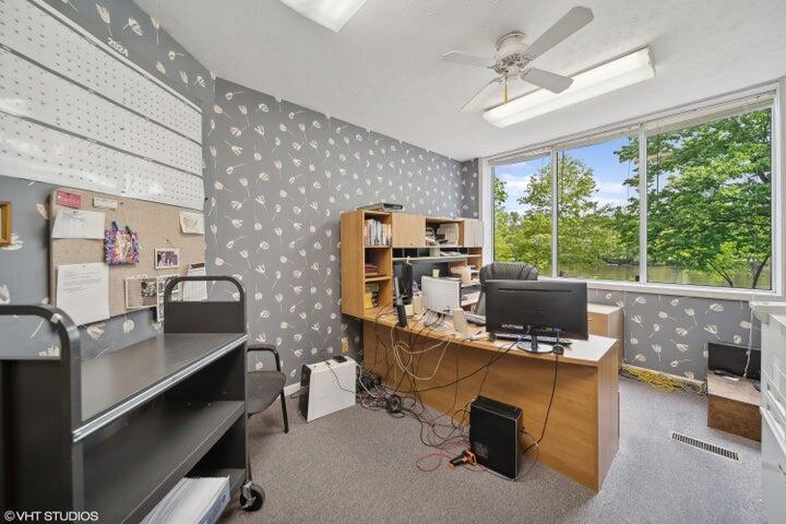 15437 Red Bud Trail N Buchanan MI 49107