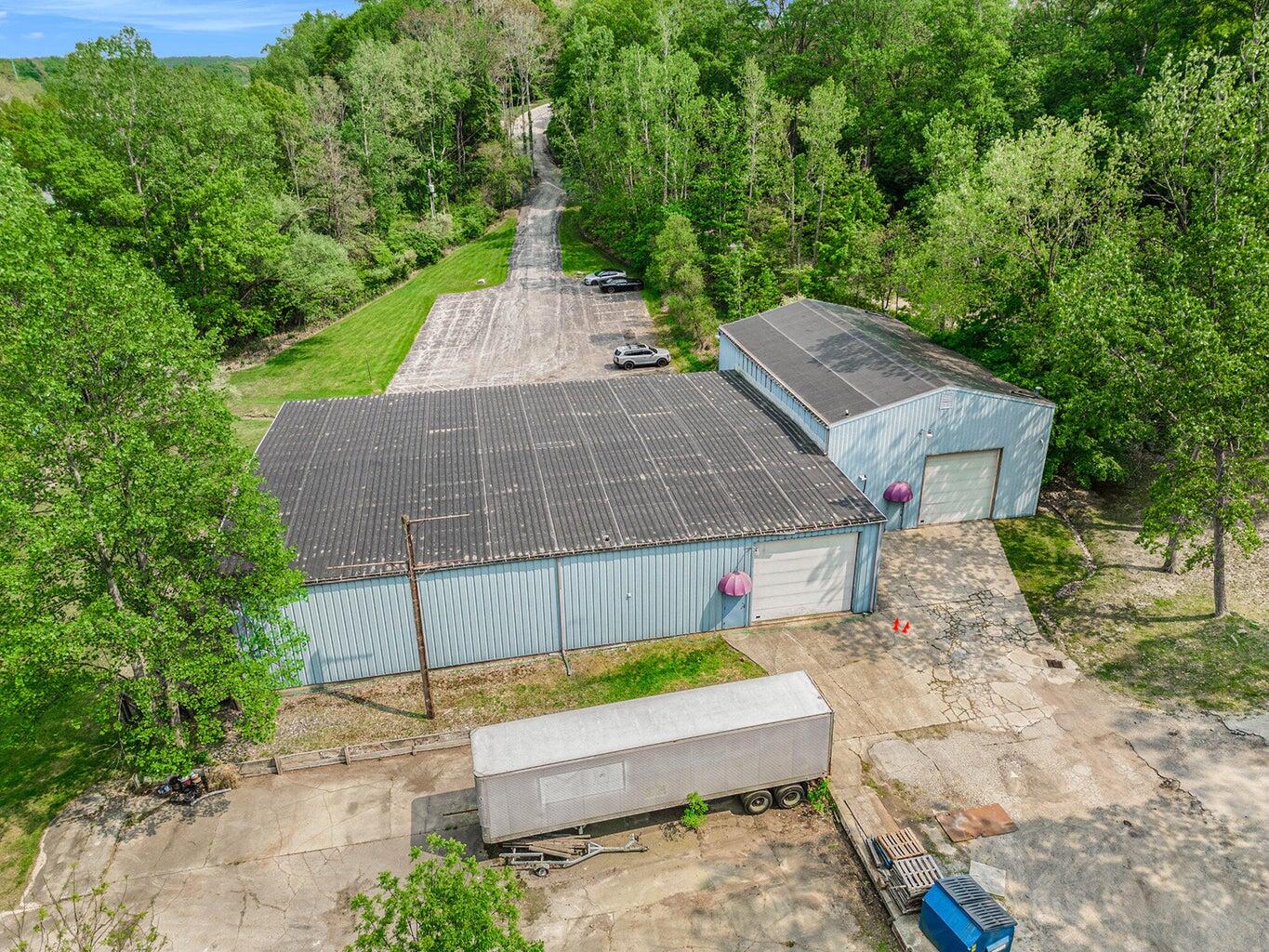 15437 Red Bud Trail N Buchanan MI 49107