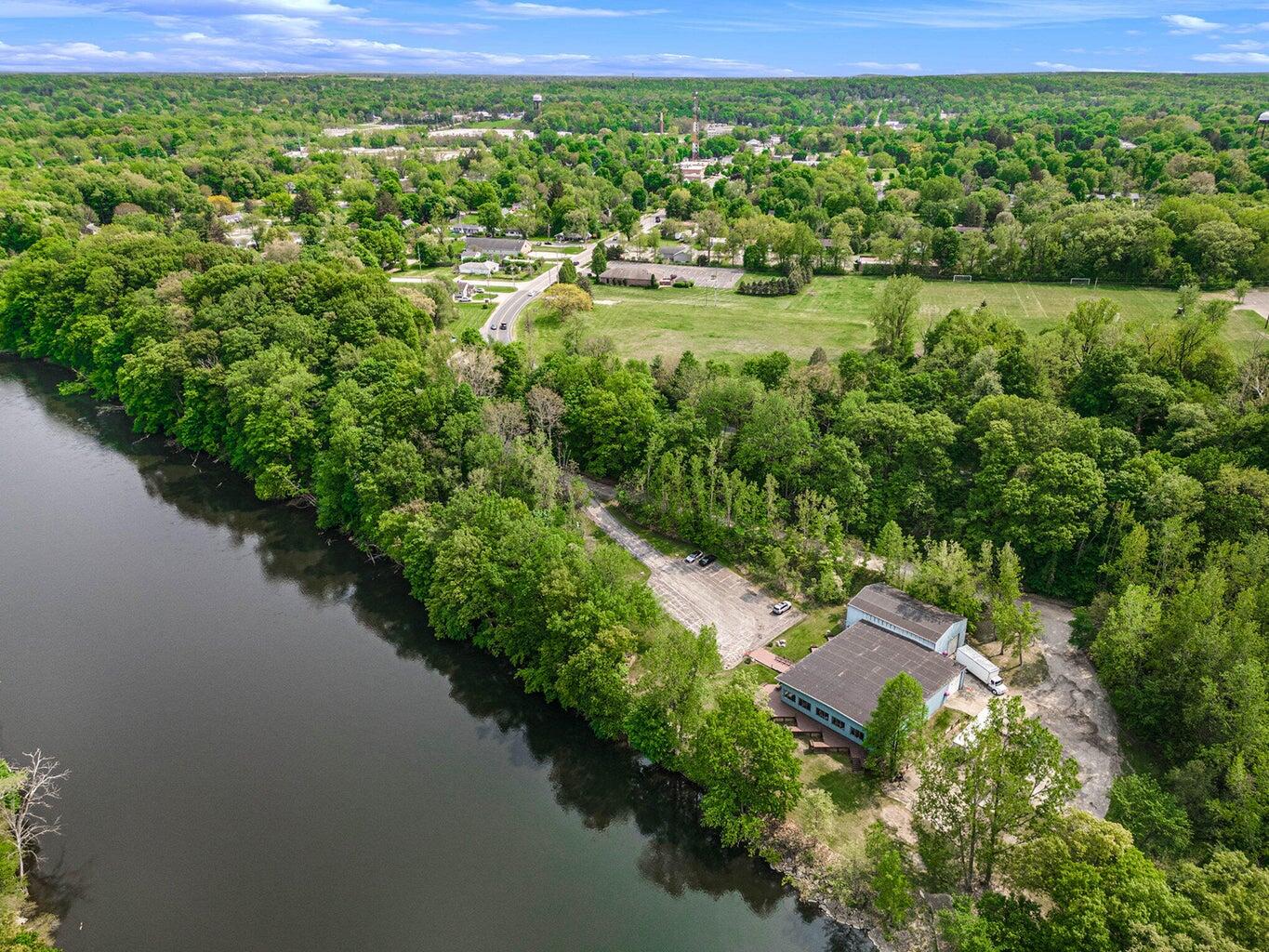 15437 Red Bud Trail N Buchanan MI 49107