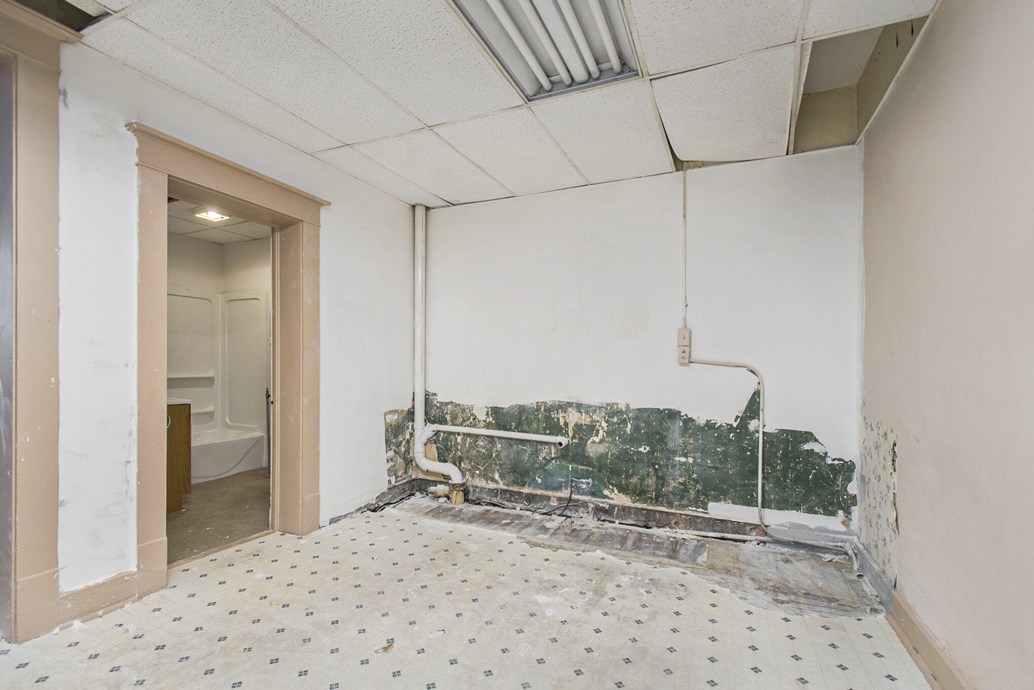 111 Commercial Street Dowagiac MI 49047