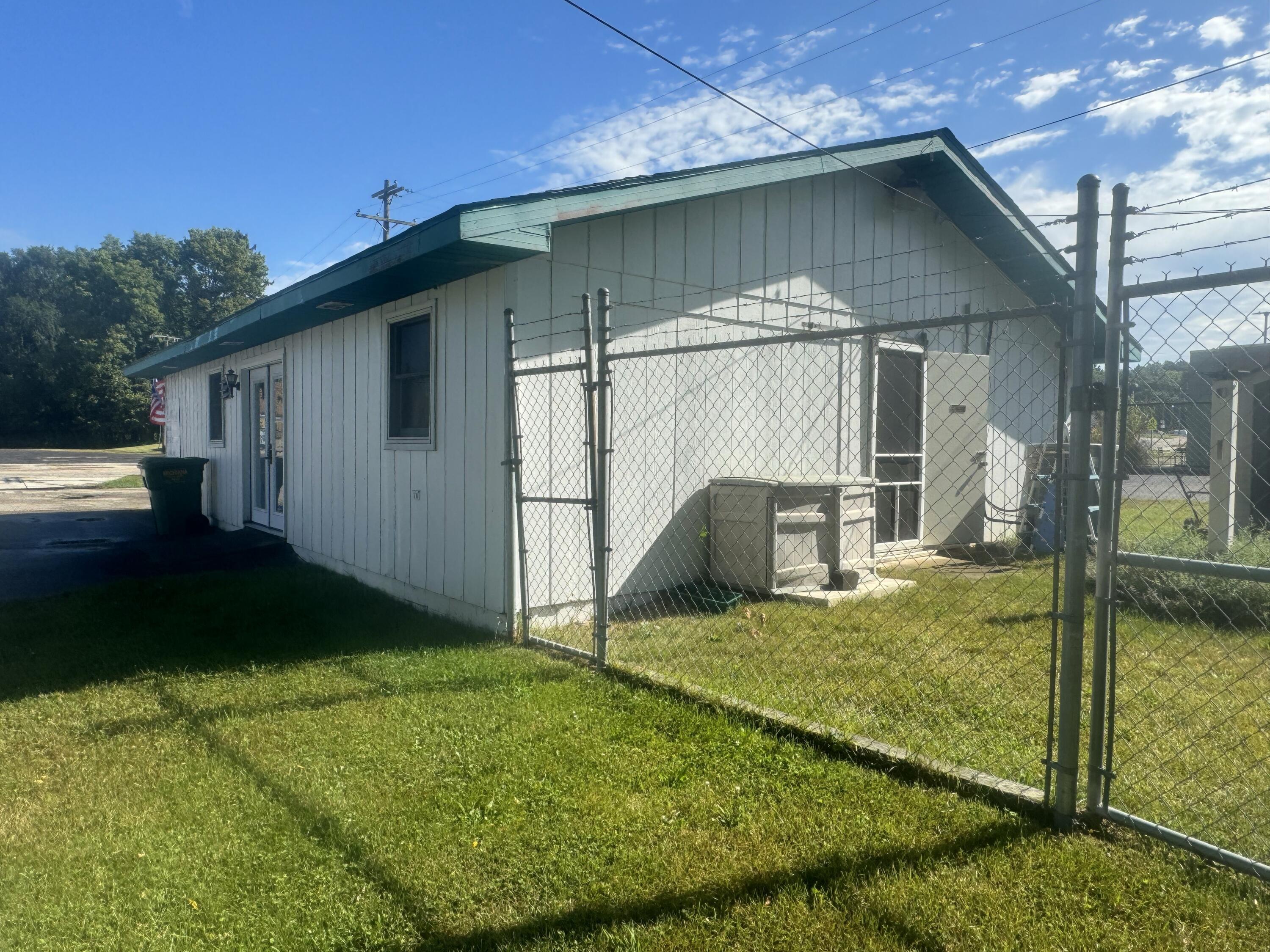 206 E State Street Cassopolis MI 49031