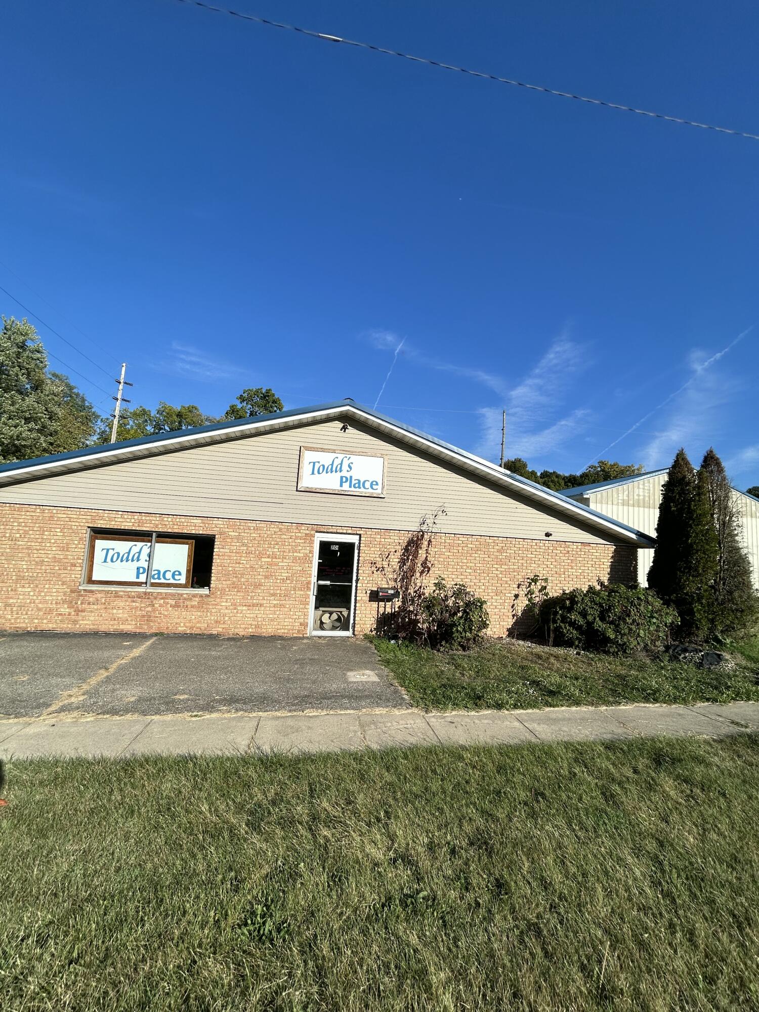701 S Red Bud Trail Buchanan MI 49107