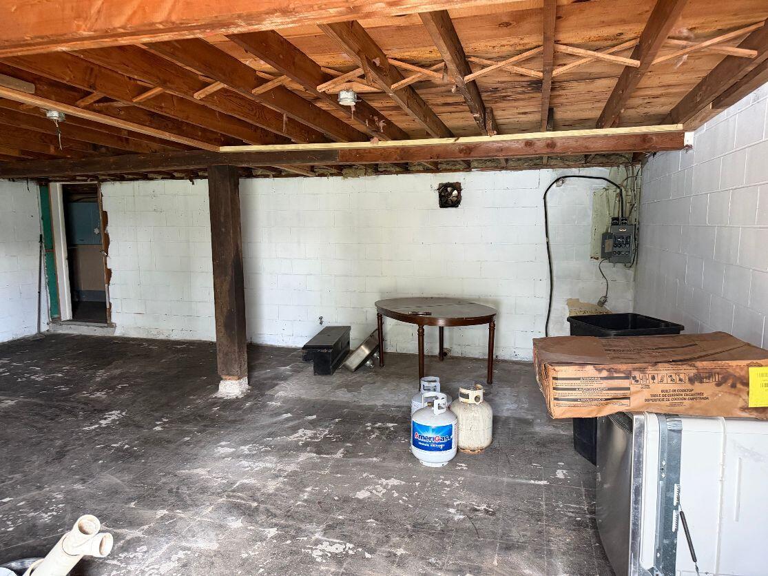 4093 King Drive Sodus MI 49126