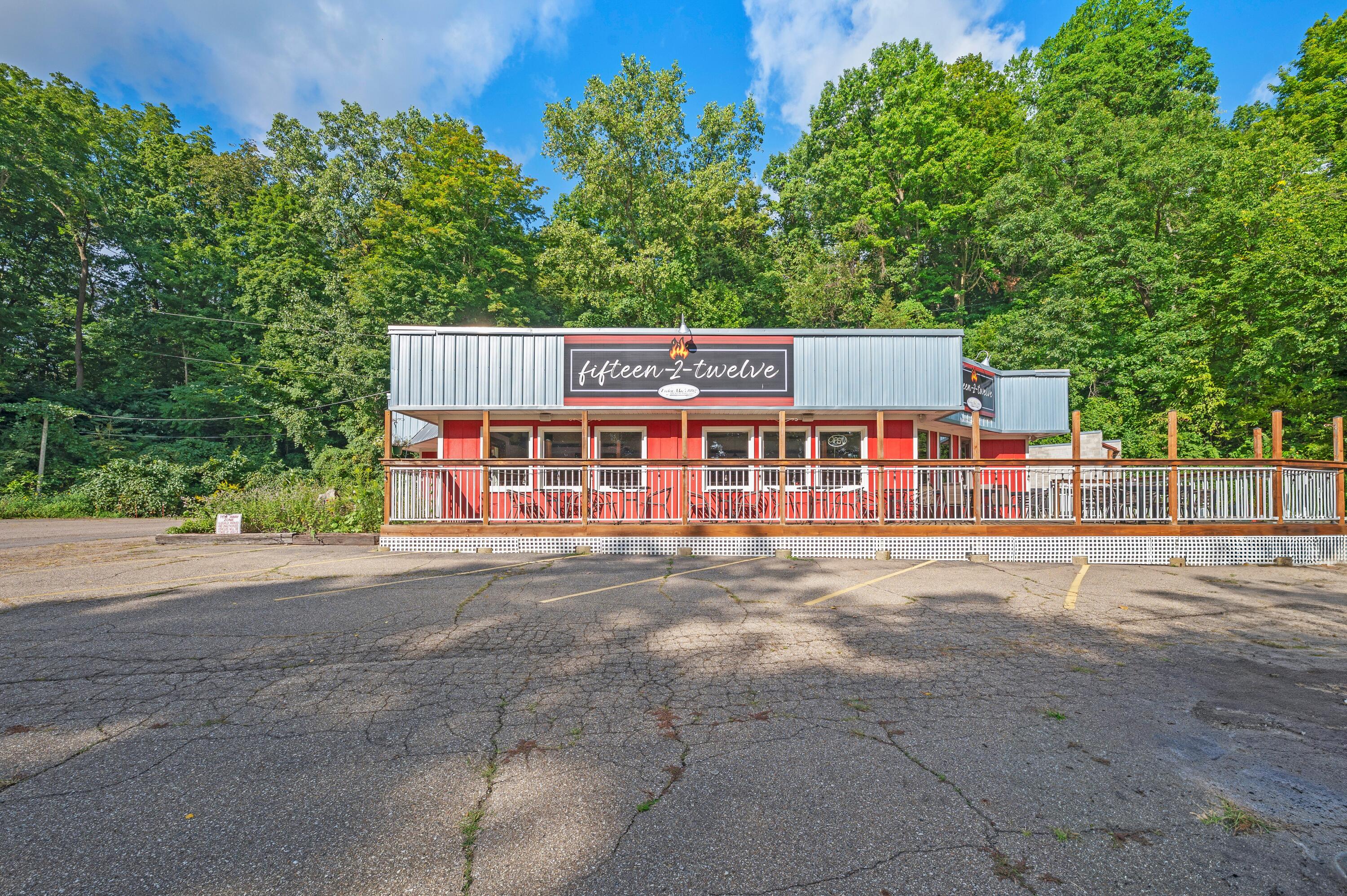 15212 N Red Bud Trail N Buchanan MI 49107