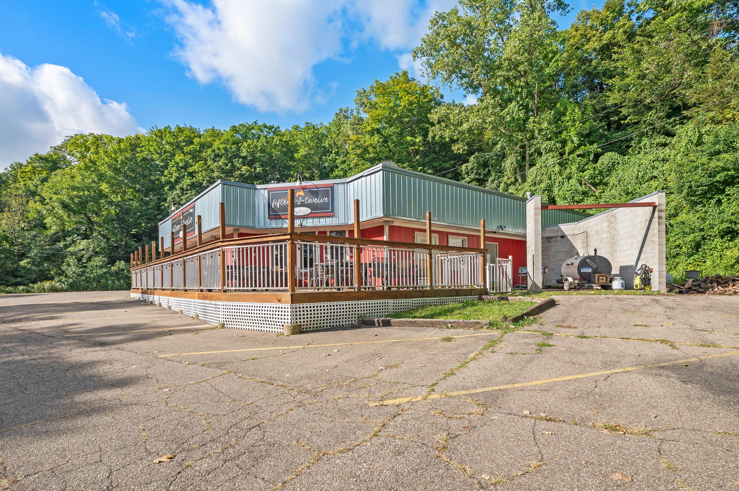 15212 N Red Bud Trail N Buchanan MI 49107