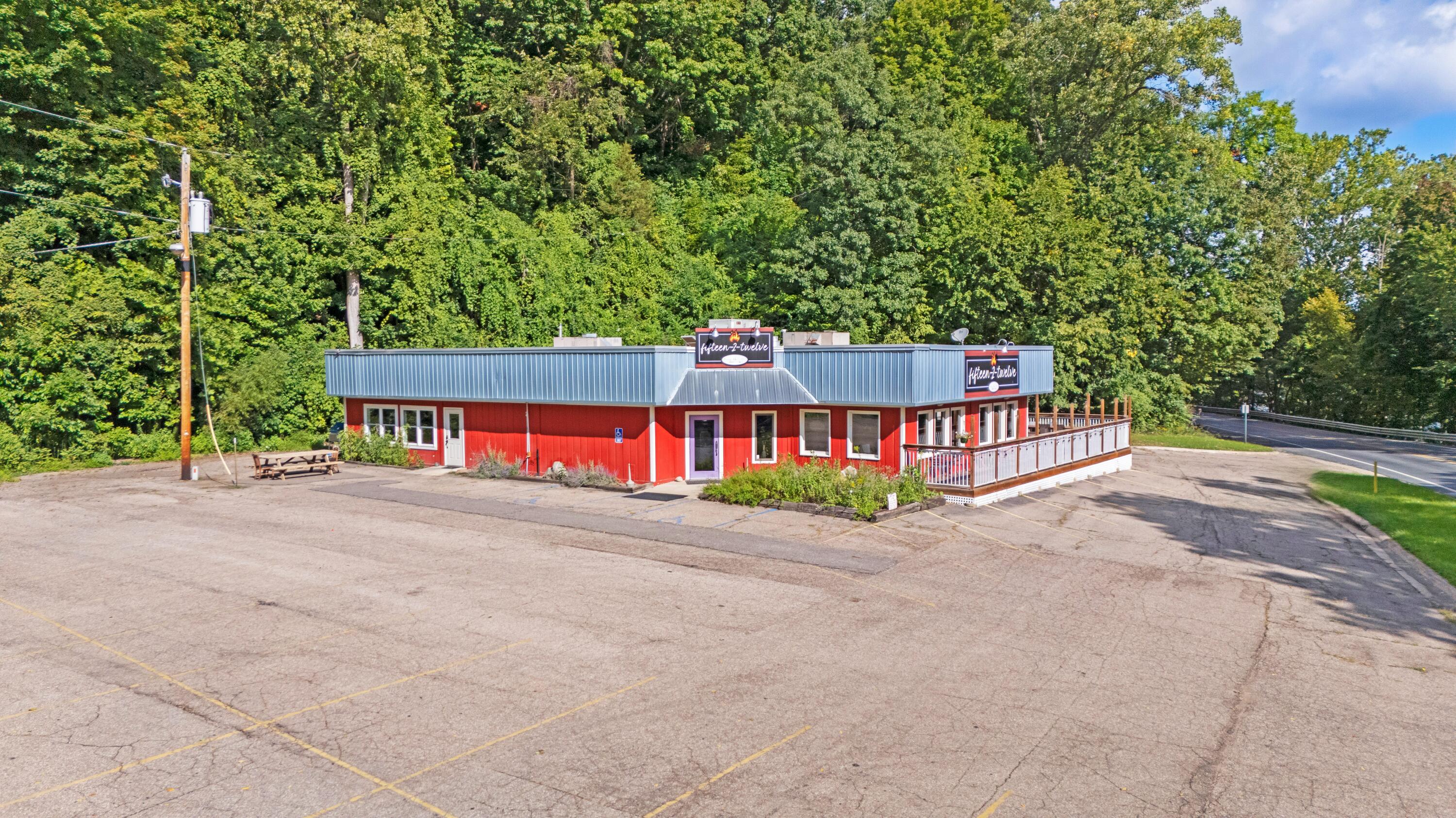 15212 N Red Bud Trail N Buchanan MI 49107