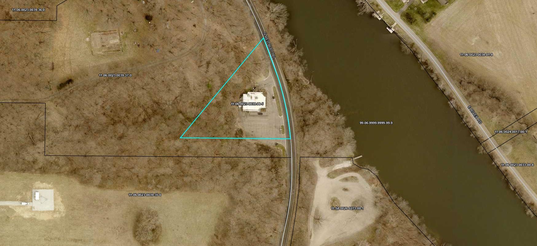 15212 N Red Bud Trail N Buchanan MI 49107