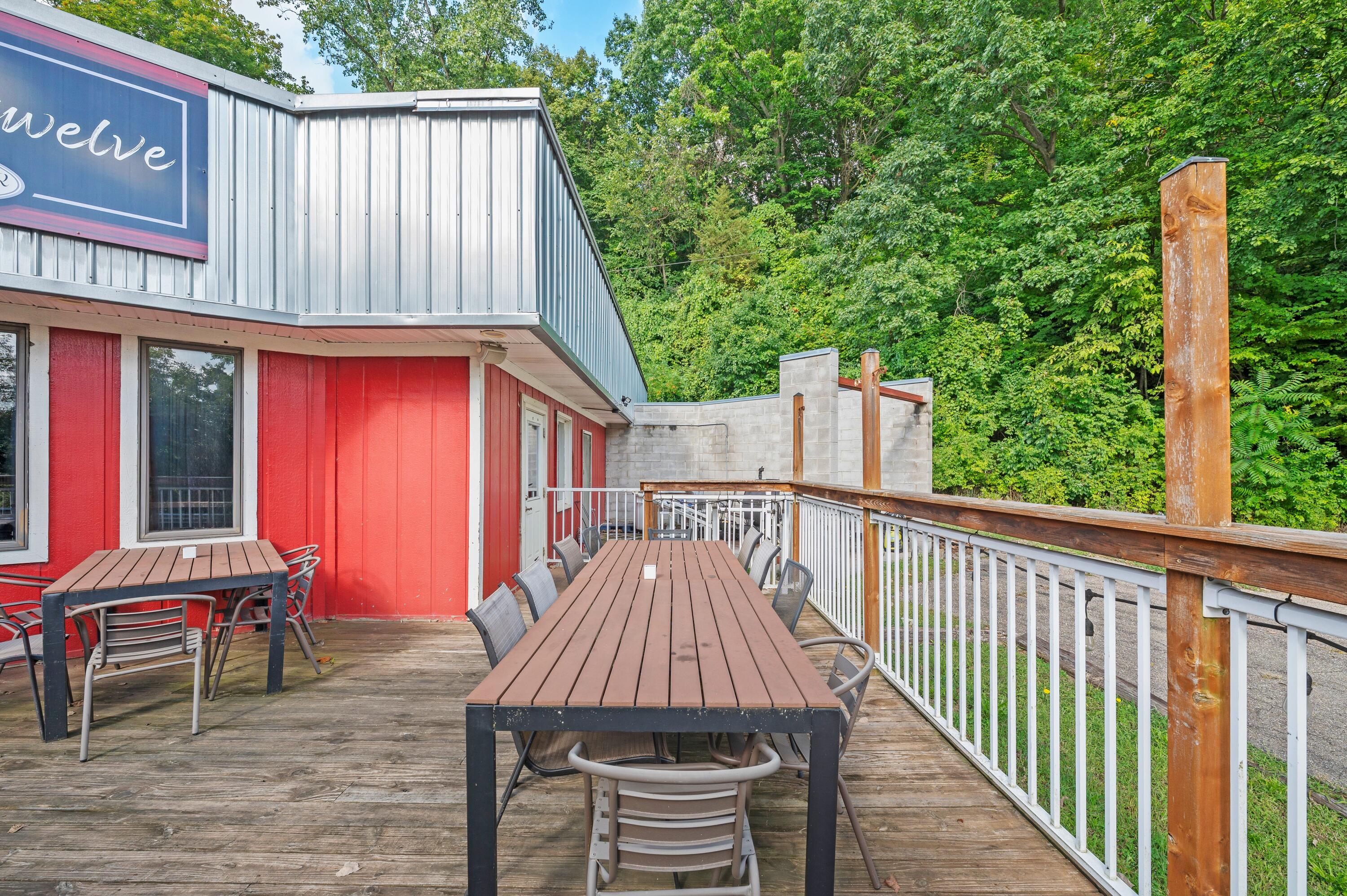 15212 N Red Bud Trail N Buchanan MI 49107