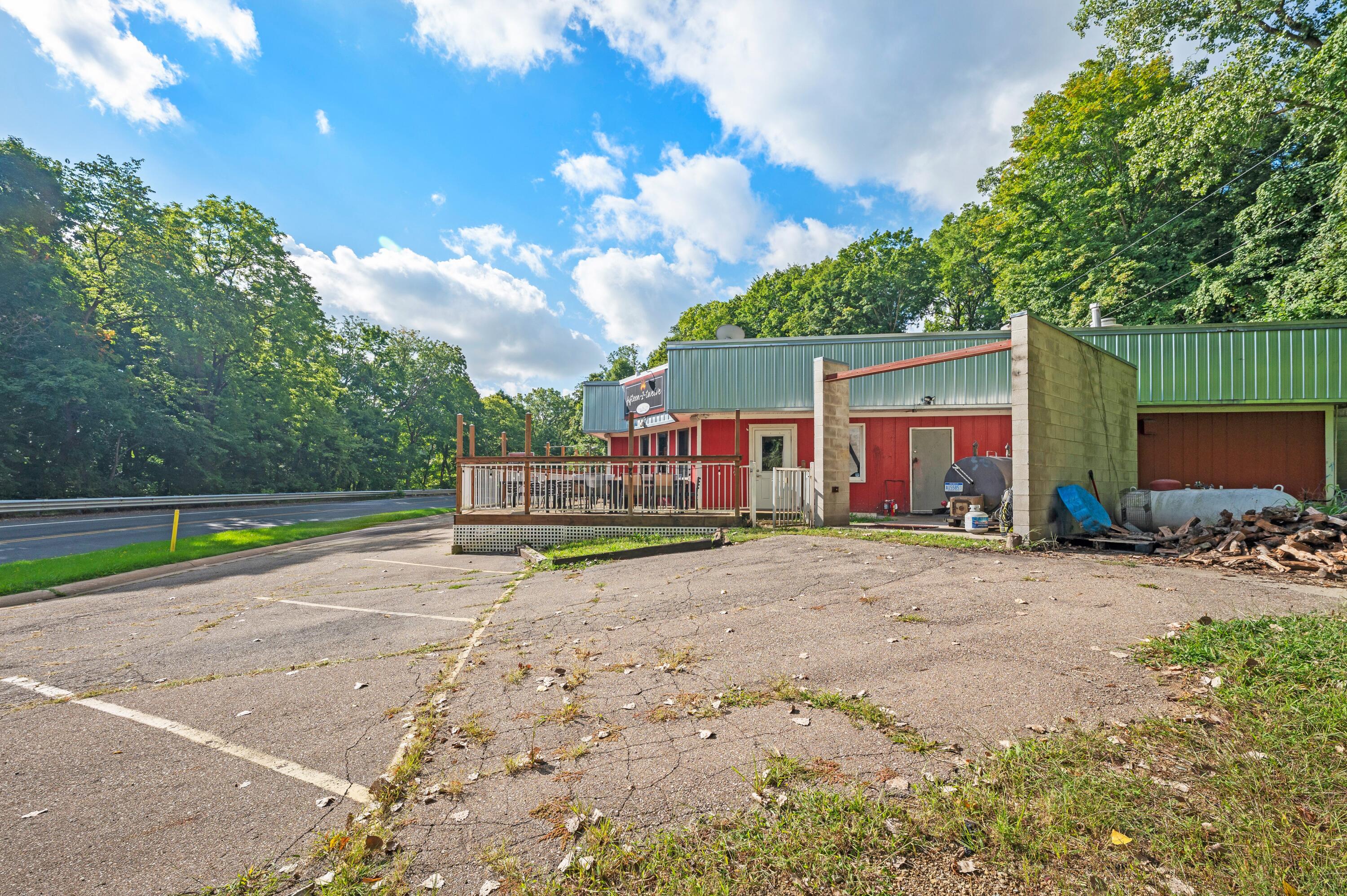 15212 N Red Bud Trail N Buchanan MI 49107