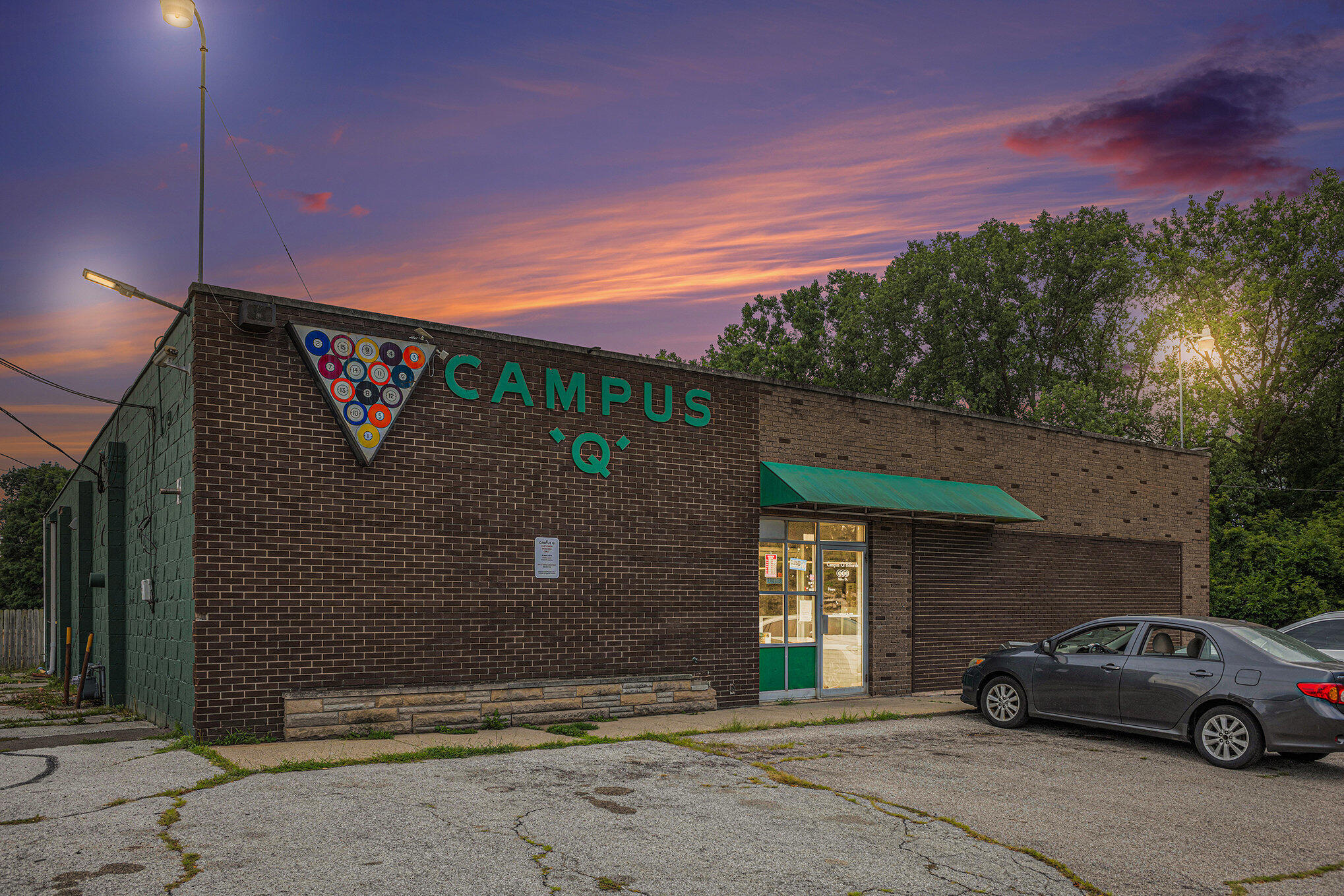 888 Valley Drive Benton Harbor MI 49022