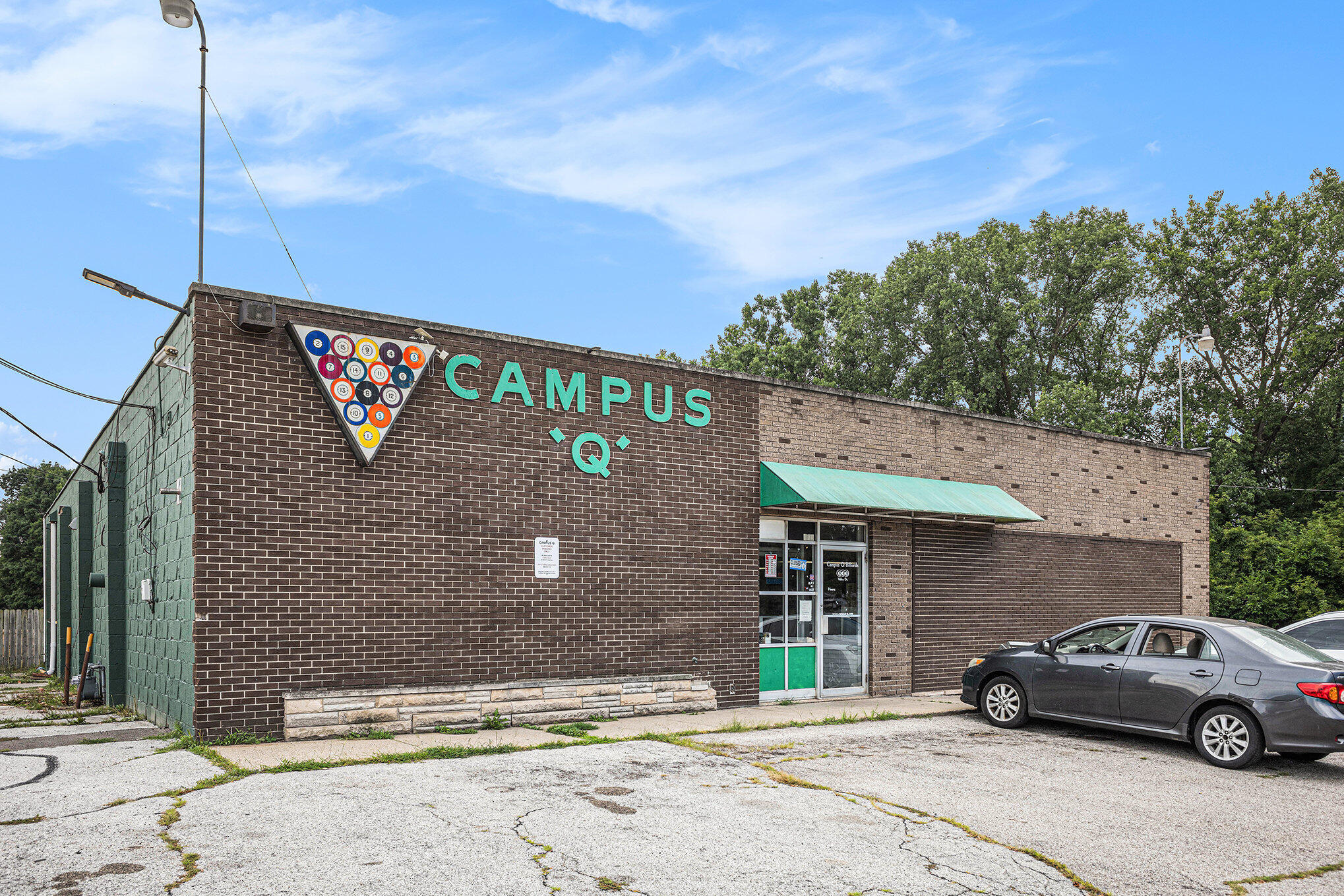 888 Valley Drive Benton Harbor MI 49022