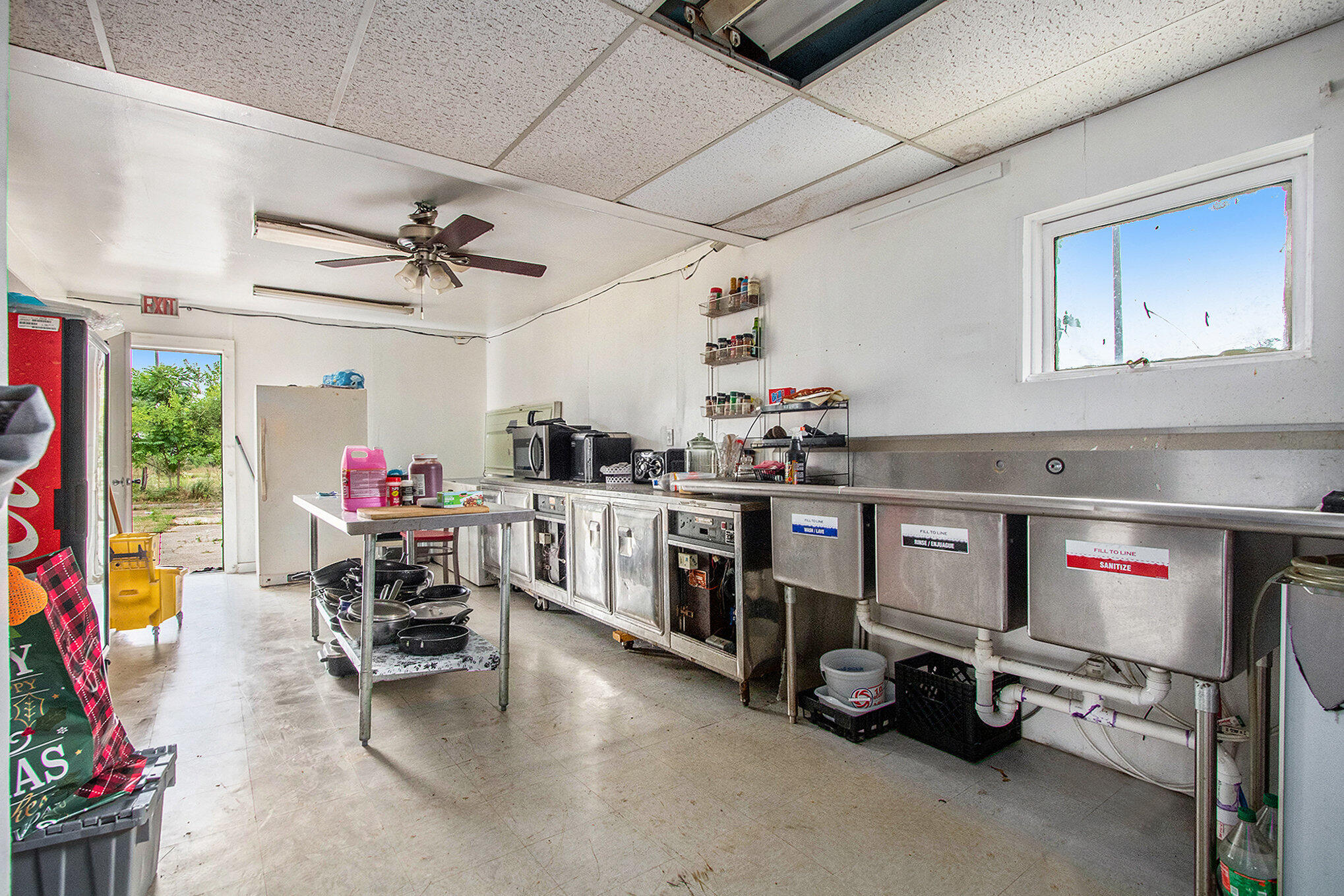952 Pipestone Benton Harbor MI 49022