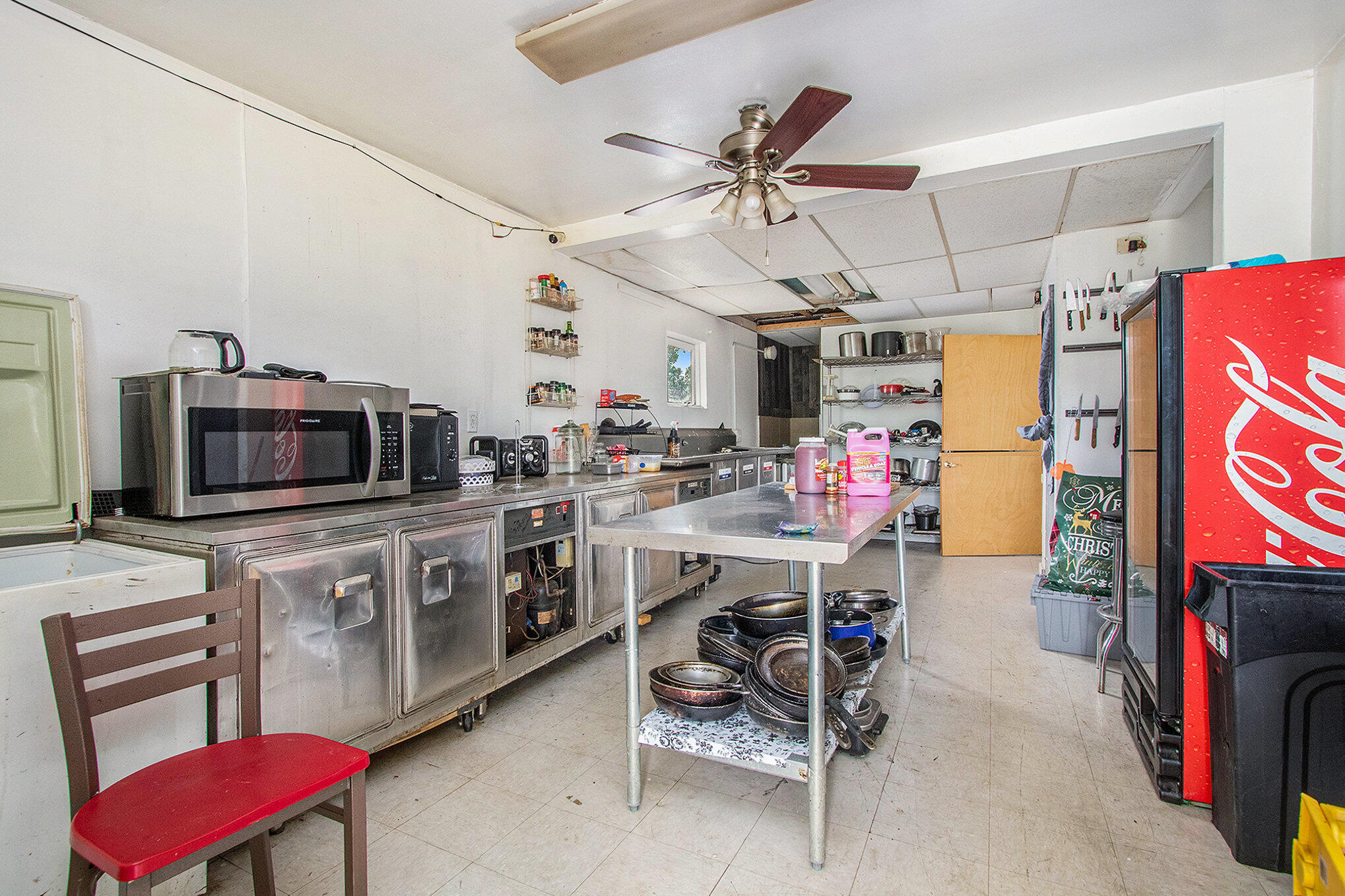 952 Pipestone Benton Harbor MI 49022