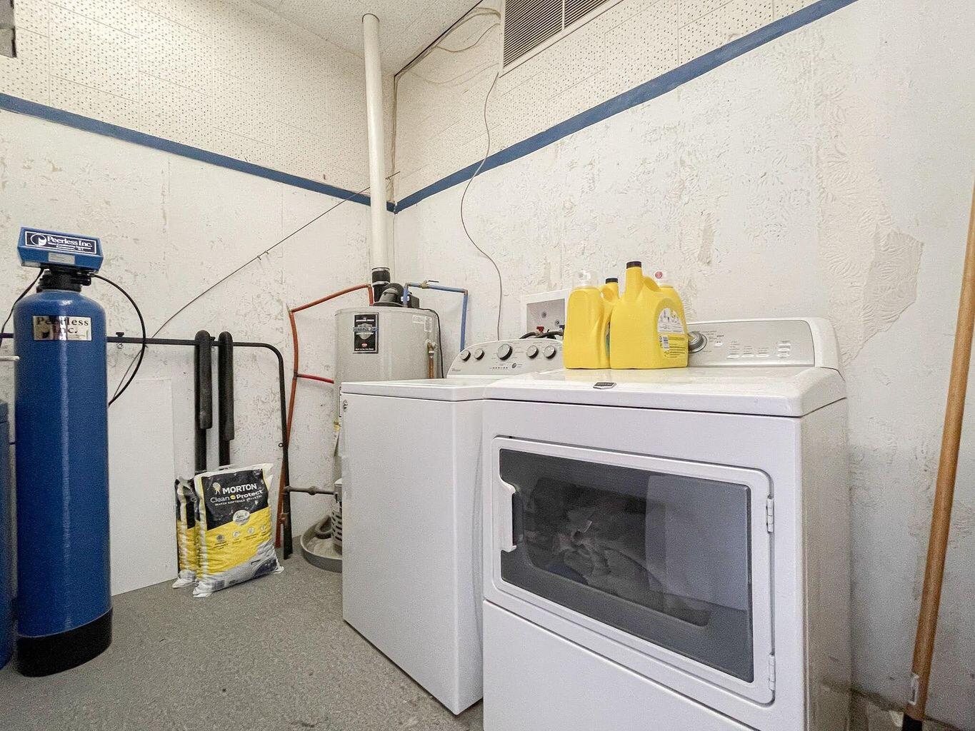 145 S Front Street Dowagiac MI 49047