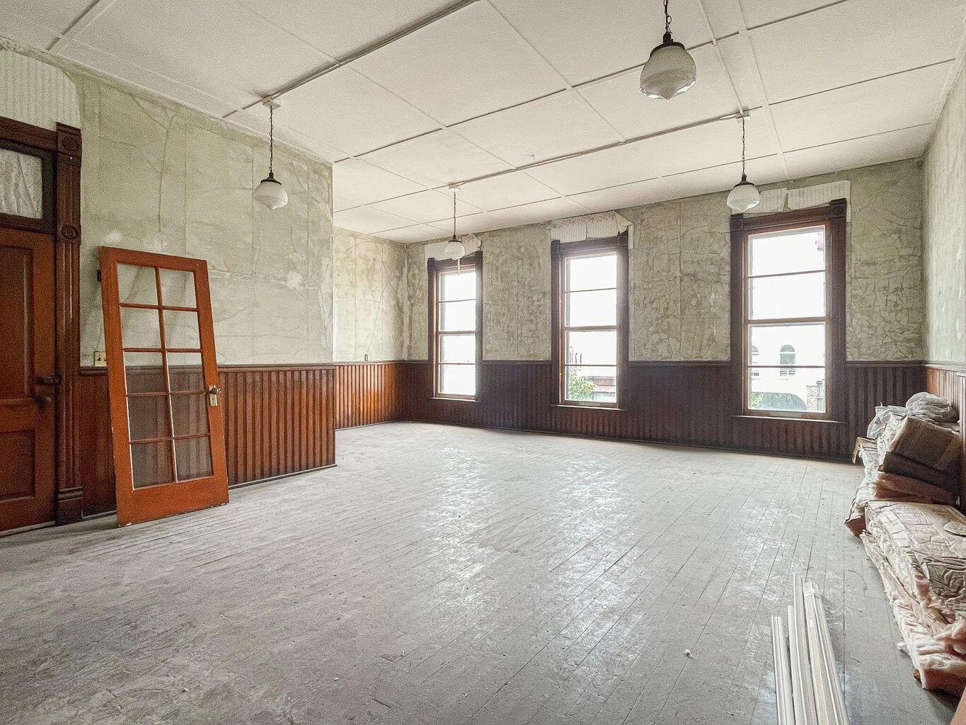145 S Front Street Dowagiac MI 49047