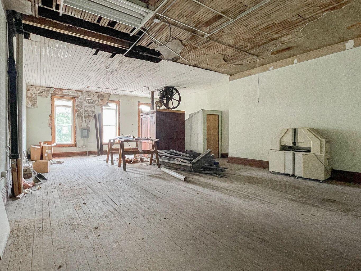 145 S Front Street Dowagiac MI 49047